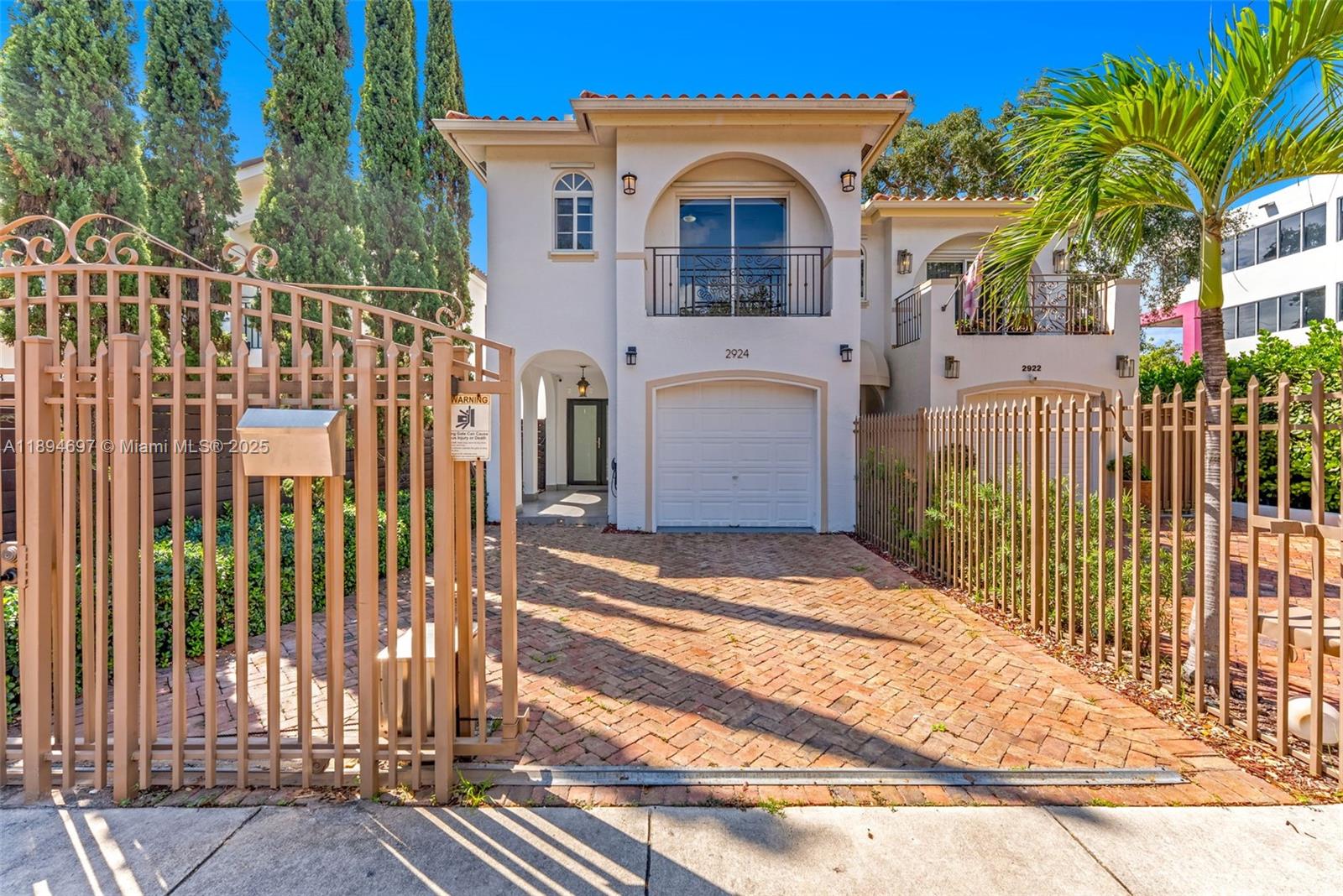 View photos, virtual tours, details... 2924 Bridgeport Ave