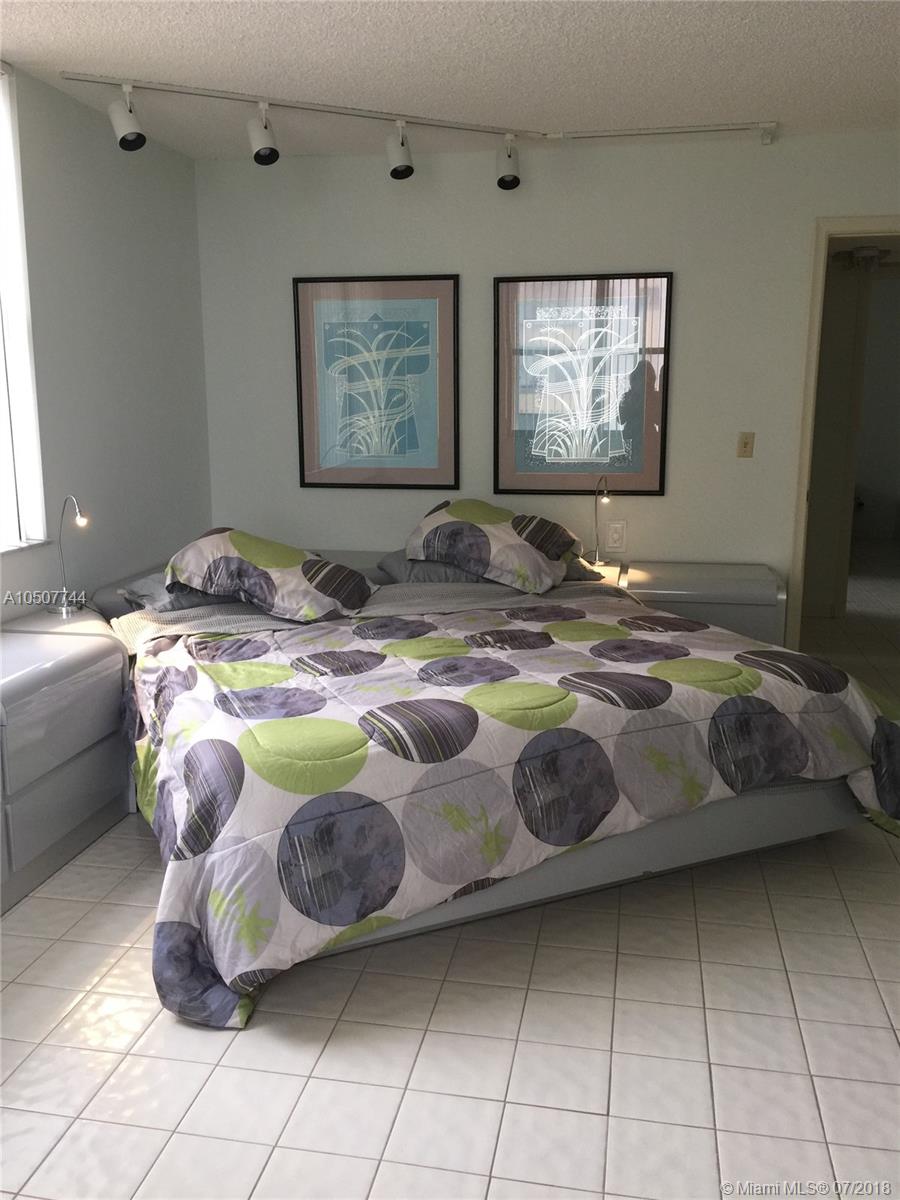 BRITANNIA AT QUADOMAIN CO - Residential Lease