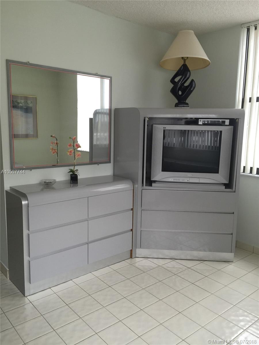 BRITANNIA AT QUADOMAIN CO - Residential Lease