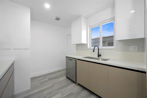 Tiny photo for 5580 Plunkett St, Hollywood, FL 33021 (MLS # A12006091)