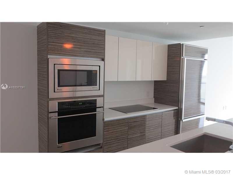 ICON BAY - Residential Lease