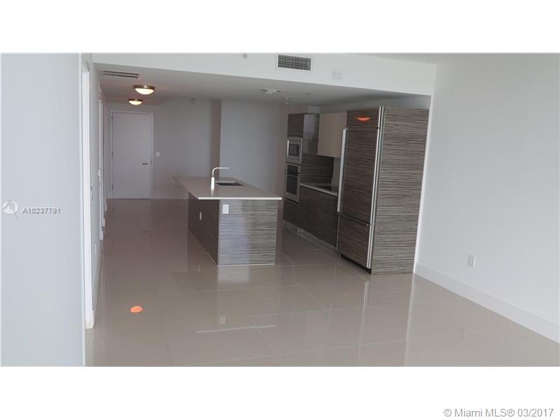 ICON BAY - Residential Lease