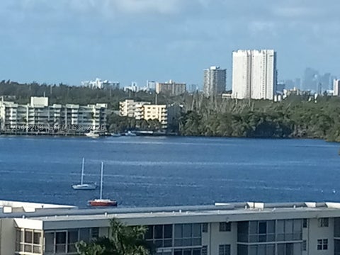 Tiny photo for 18021 Biscayne Blvd #1101, Aventura, FL 33160 (MLS # A12042208)