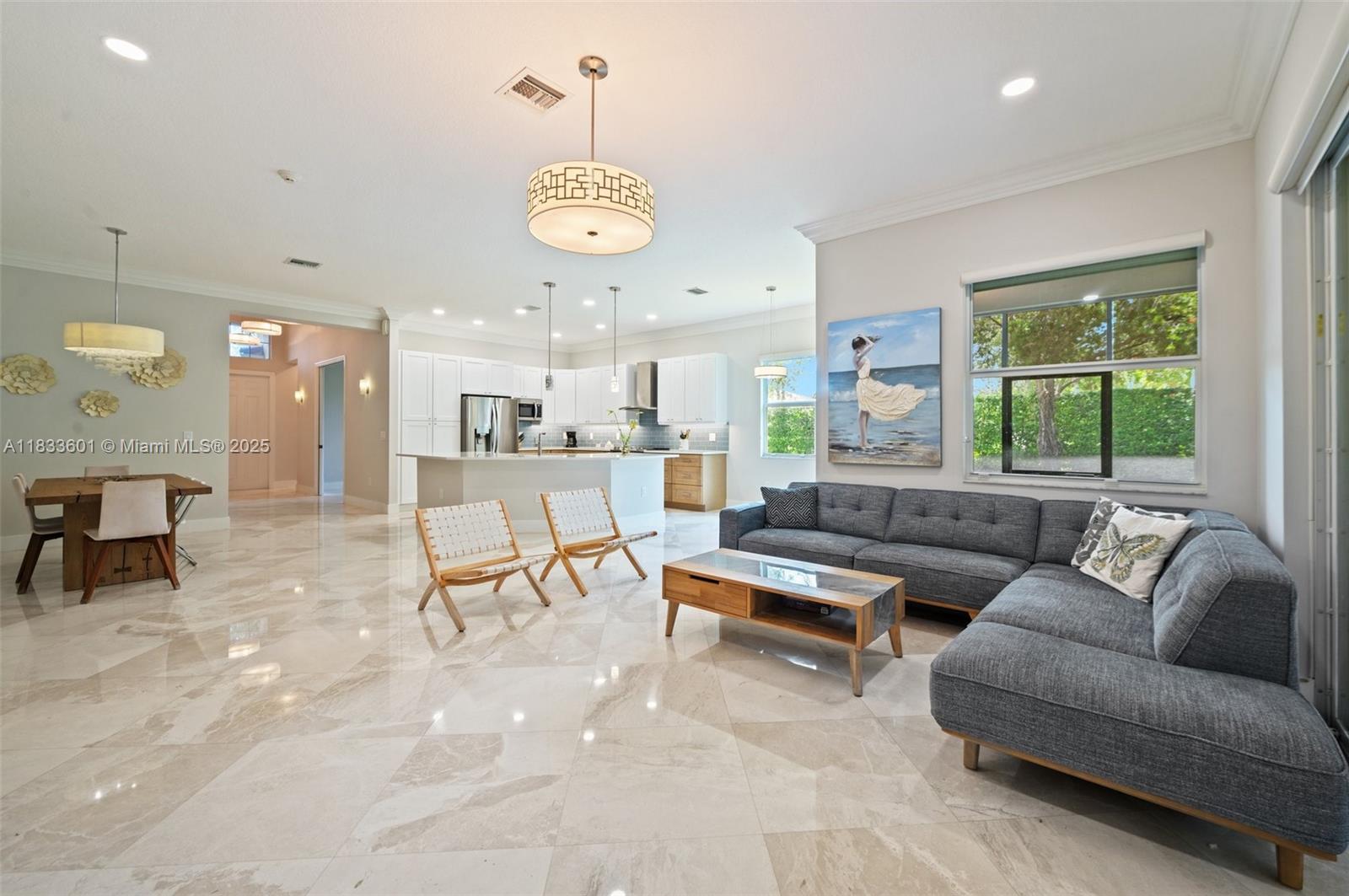 8186 Fiera Ridge Dr
