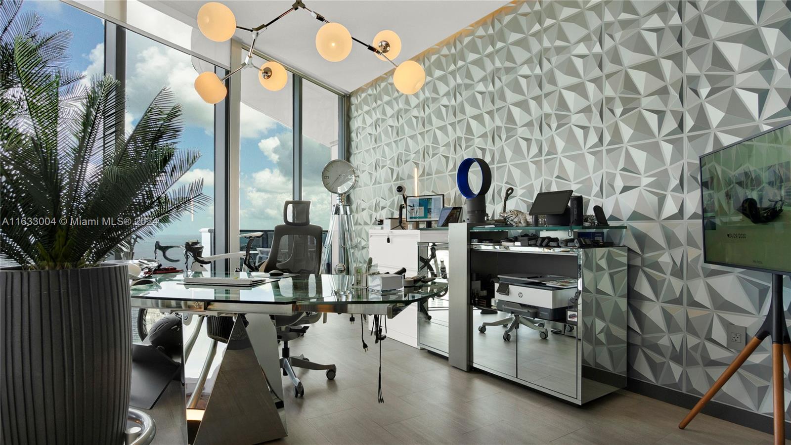 1000 Brickell Plaza PH6001