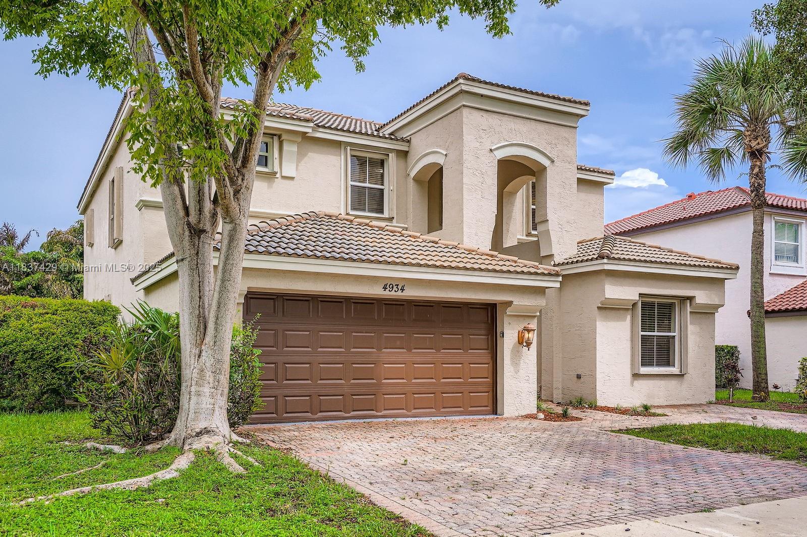 4934 SW 158th Way, Miramar, FL, 33027/$893,000 1 4934 SW 158th Way