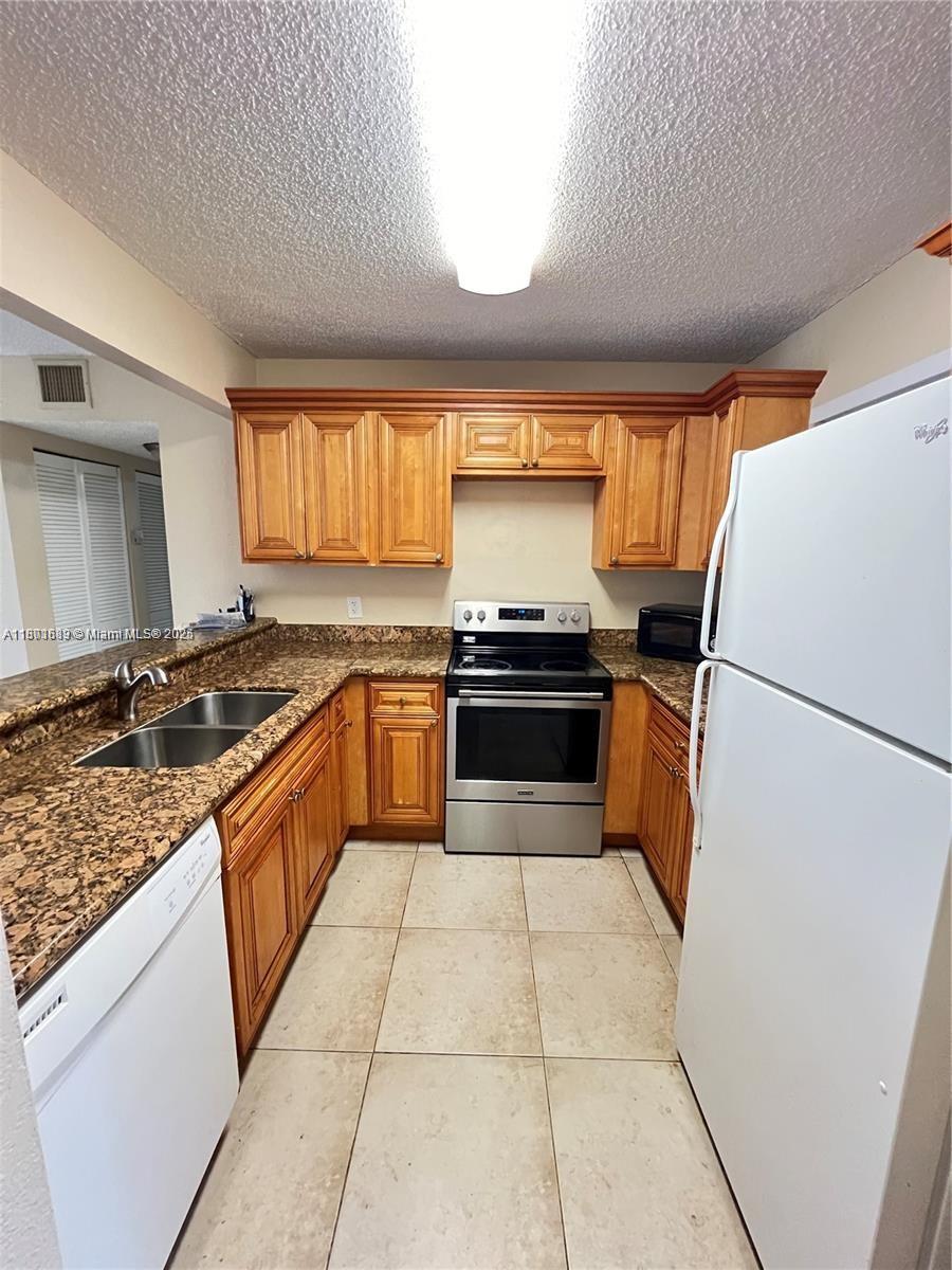 PALM BEACH GRANDE CONDO - Residential Lease