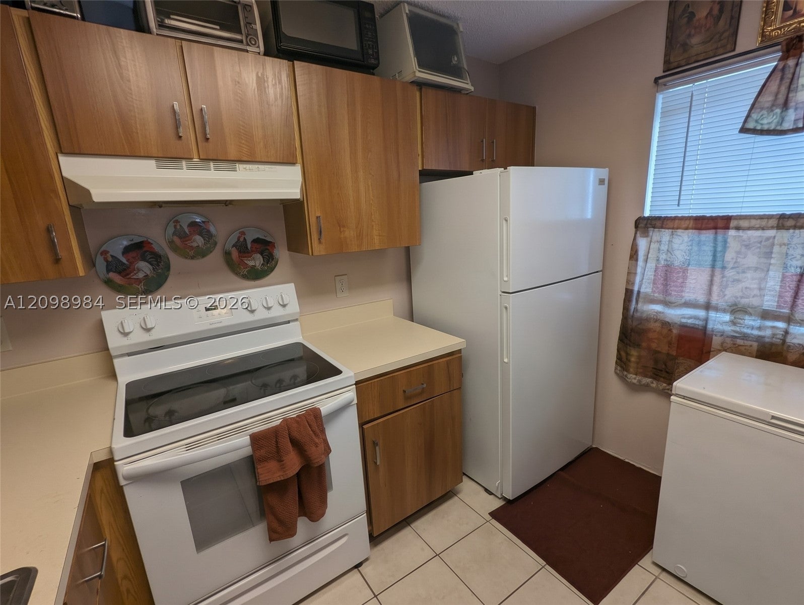 8740 N Sherman Cir 401