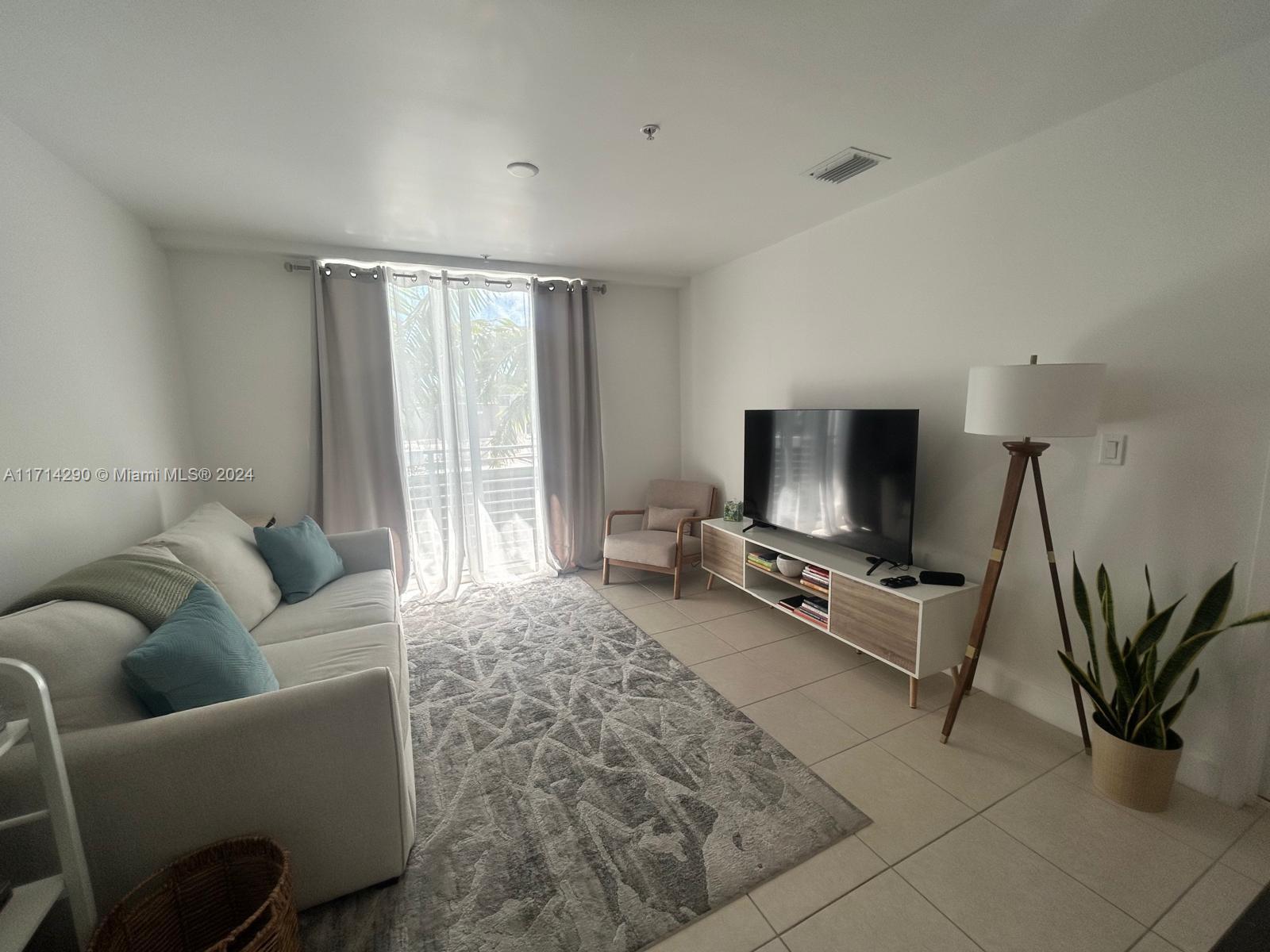 Modern 2007 building with indoor covered parking, two rooftop areas, impact windows, and a remodeled interior. This boutique-style 2-bedroom, 2-bathroom unit is located on a peaceful, tree-lined street in the heart of South Beach. Enjoy your private balcony oasis, in-unit washer/dryer, and pet-friendly accommodations. Fully furnished and ready for move-in! Surrounded by the best of South Beach, including Flamingo Park, Whole Foods, Lincoln Road, trendy restaurants, chic shops, and the beach—all within walking distance