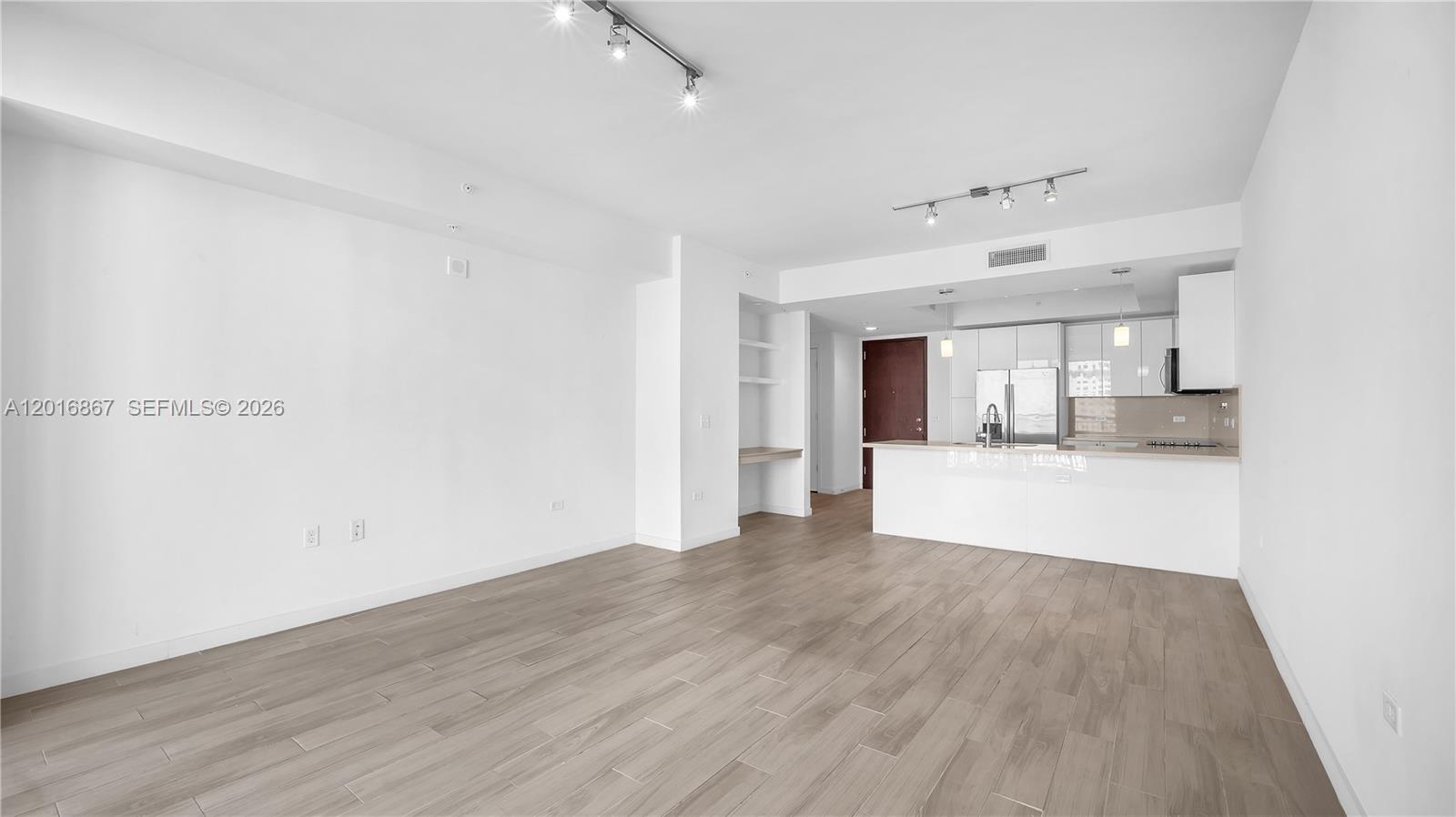 NINE AT MARY BRICKELL VIL - Residential
