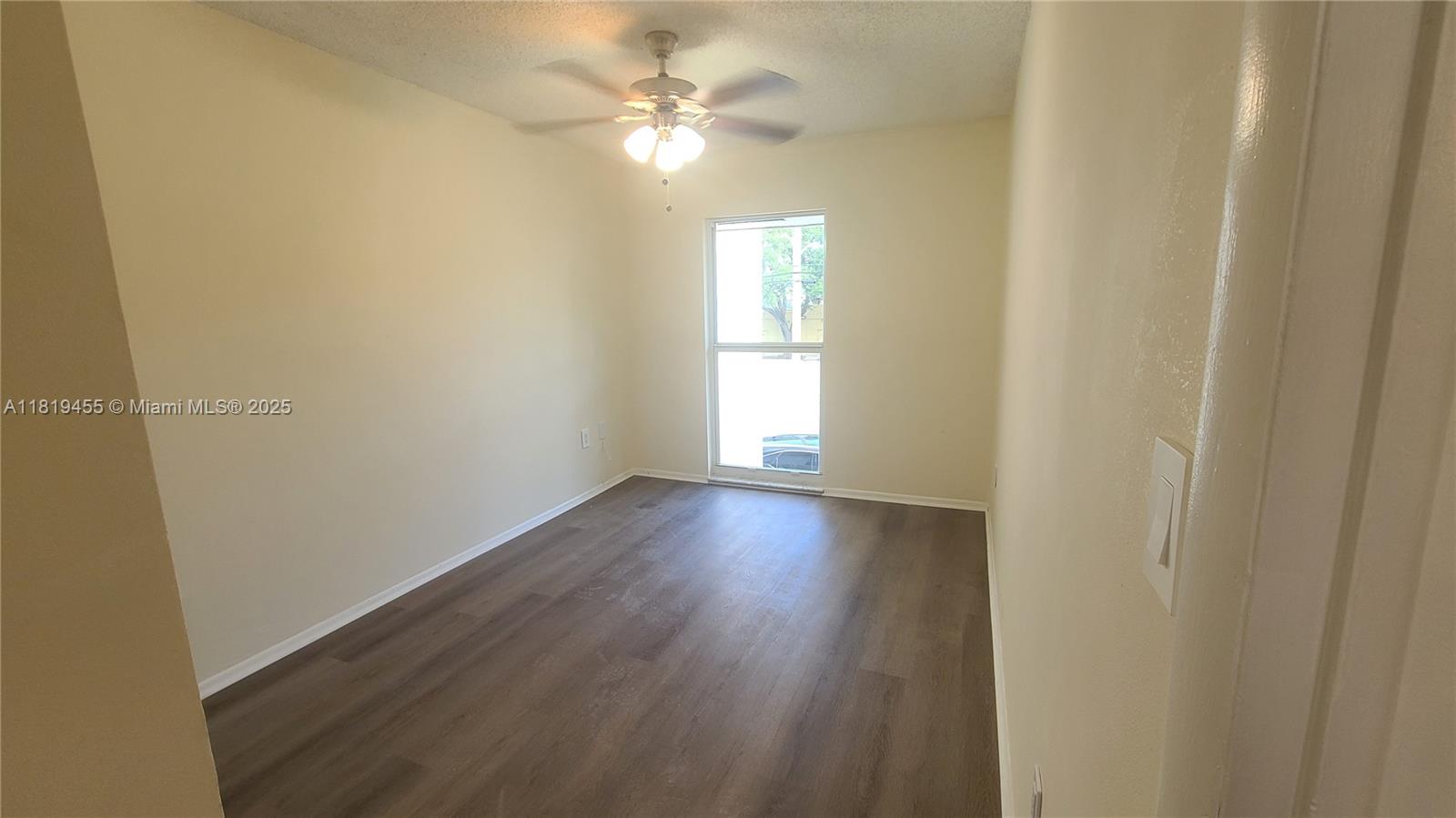 HOLLYWOOD GARDENS CONDOMI - Residential