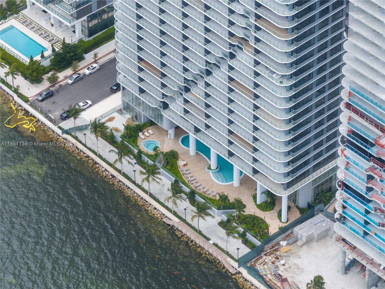 700 NE 24 ST 2503