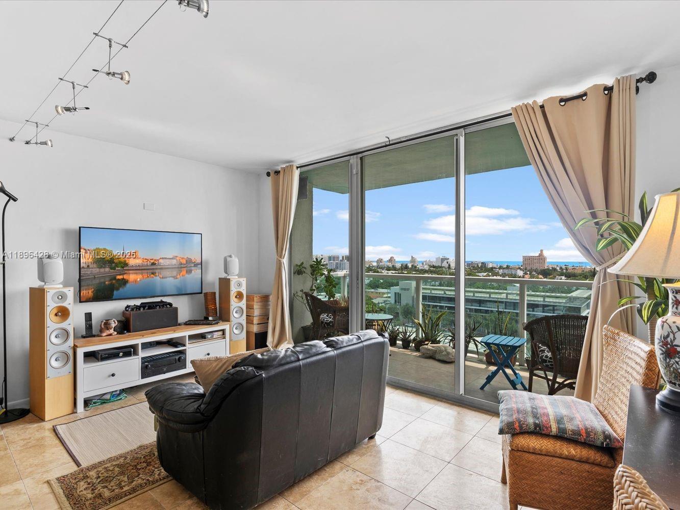 THE FLORIDIAN CONDO - Residential