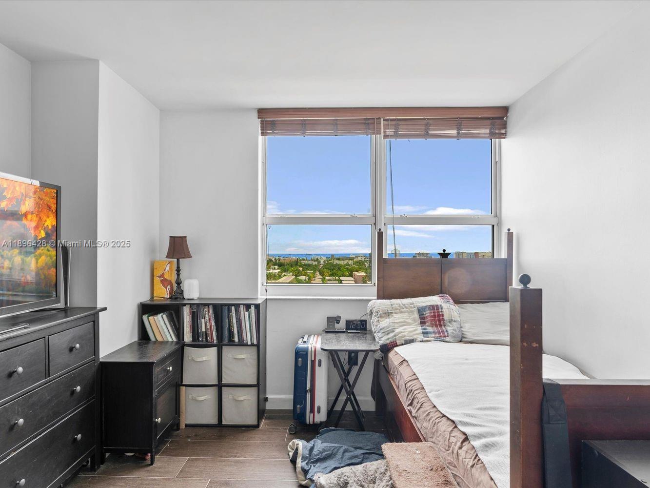 THE FLORIDIAN CONDO - Residential