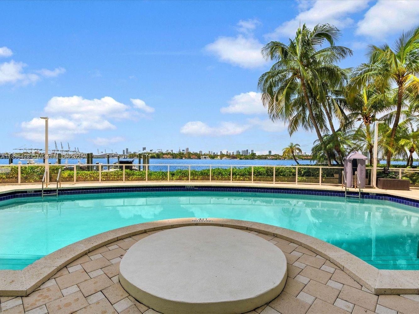 THE FLORIDIAN CONDO - Residential