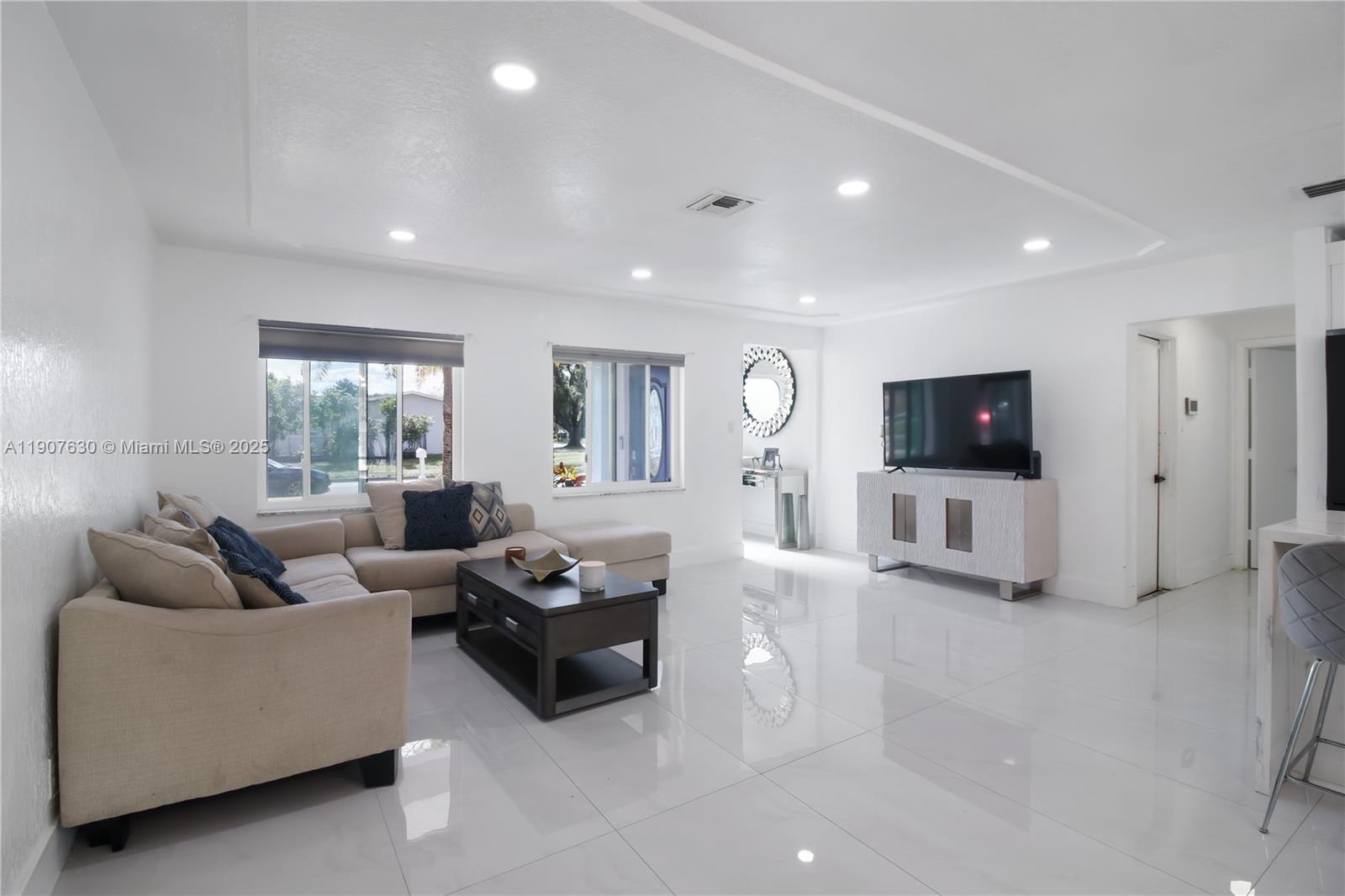 ORIOLE-MARGATE SEC 4 - Residential