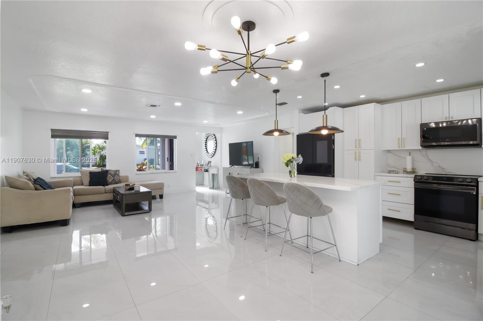 ORIOLE-MARGATE SEC 4 - Residential