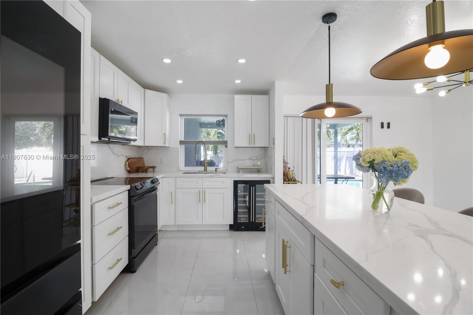 ORIOLE-MARGATE SEC 4 - Residential