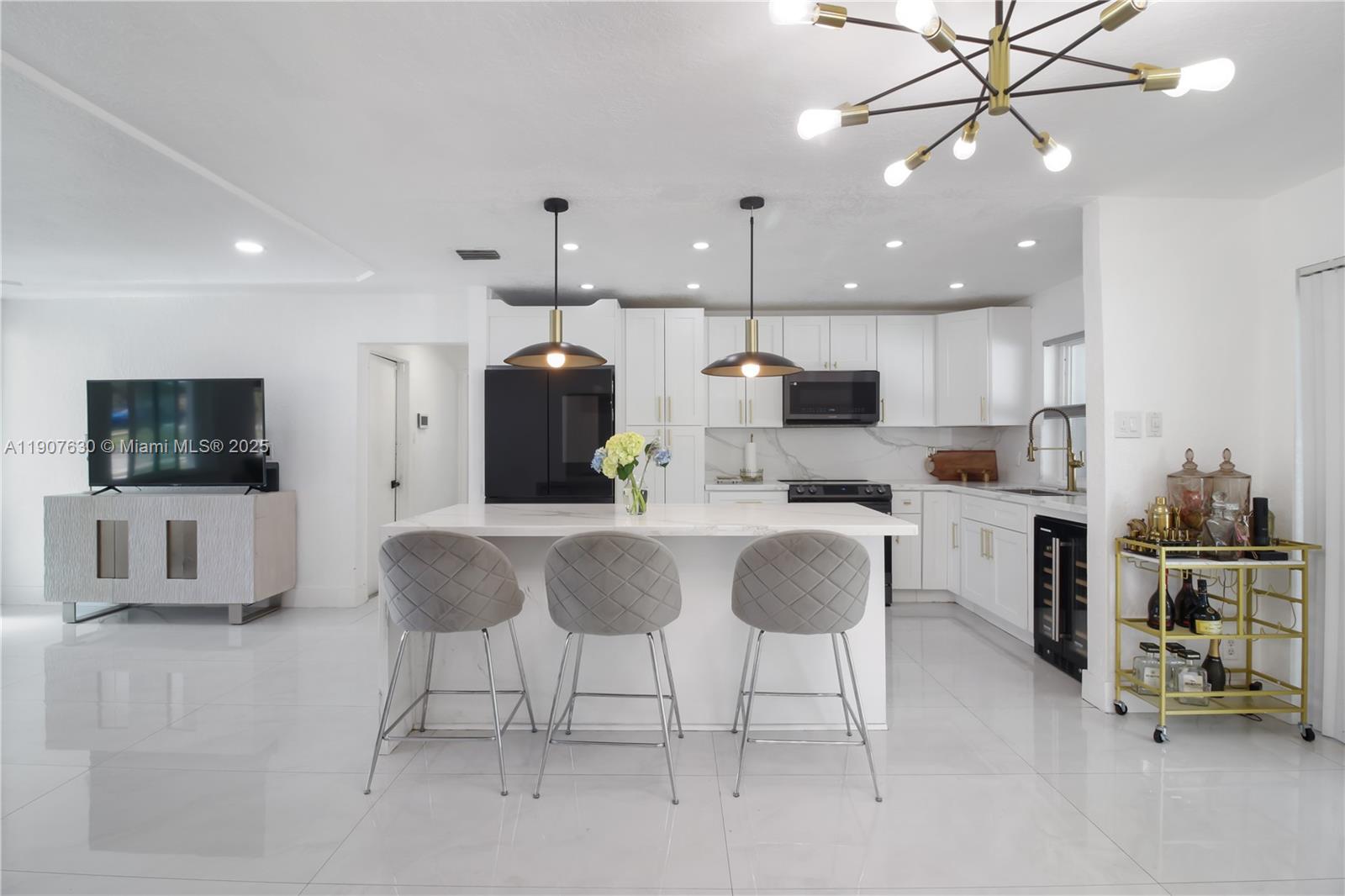 ORIOLE-MARGATE SEC 4 - Residential