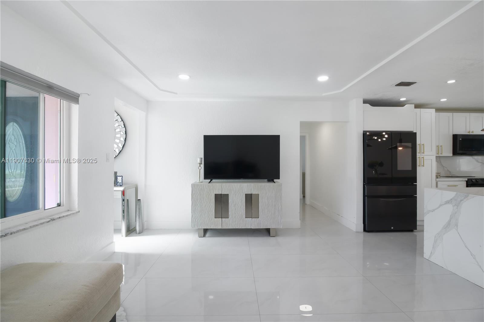 ORIOLE-MARGATE SEC 4 - Residential