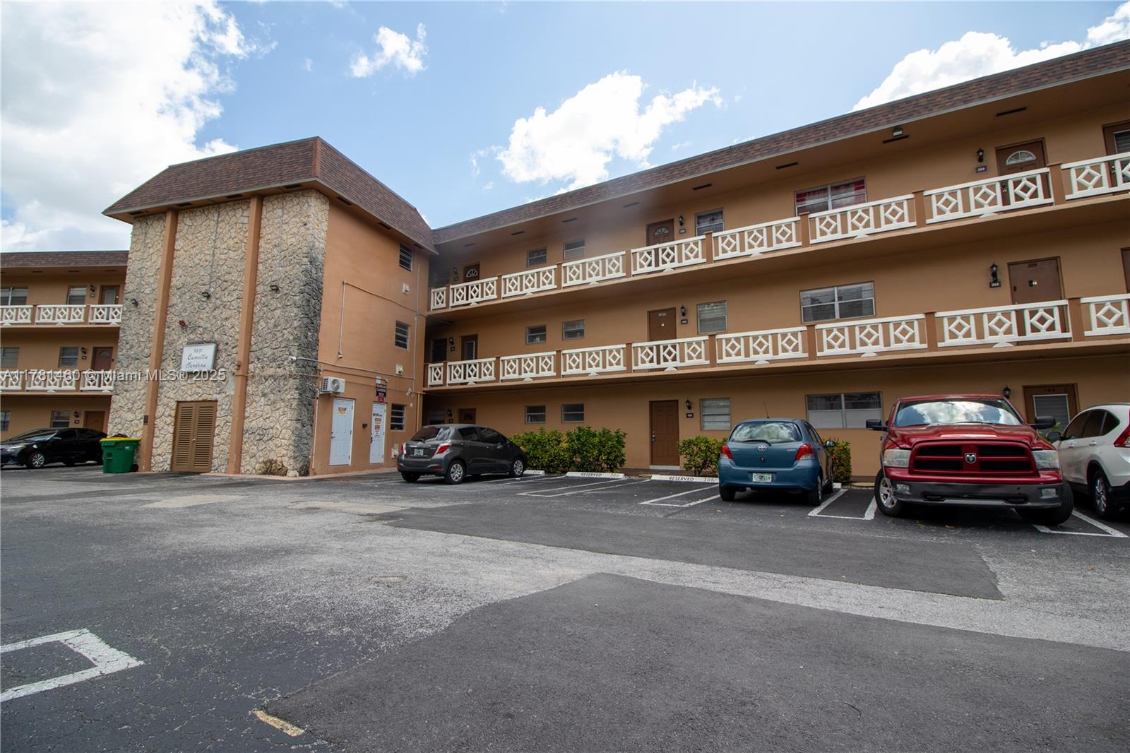 Property for Sale at 5031 W Oakland Park Blvd 309, Lauderdale Lakes, Broward County, Florida - Bedrooms: 2 
Bathrooms: 2  - $165,000