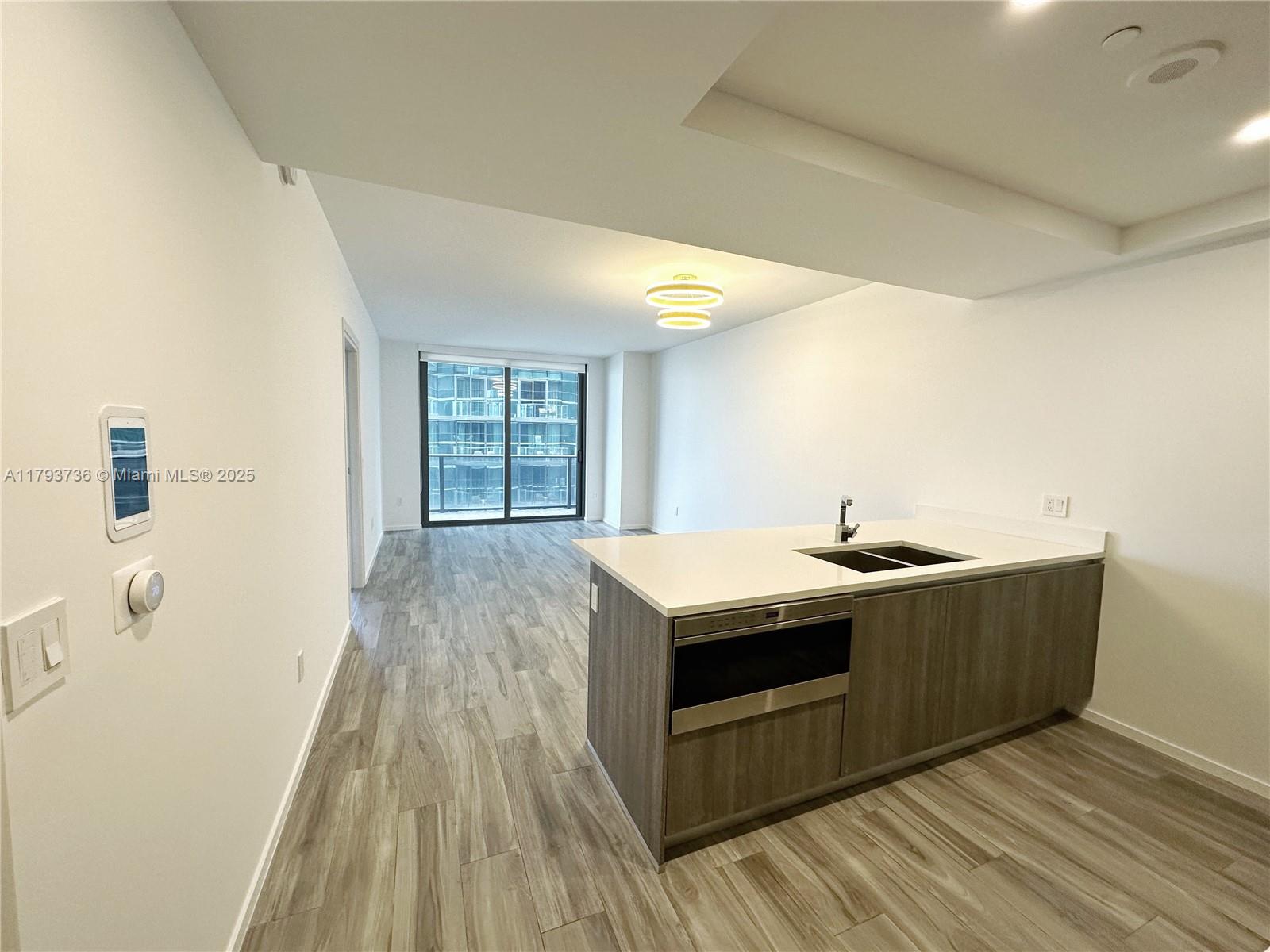 801 S Miami Ave 3908, Miami, Broward County, Florida - 1 Bedrooms  
2 Bathrooms - 