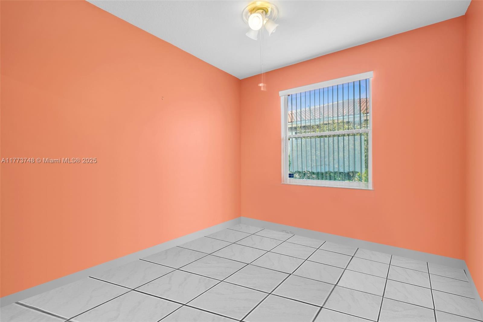 PALM ISLES WEST - Residential