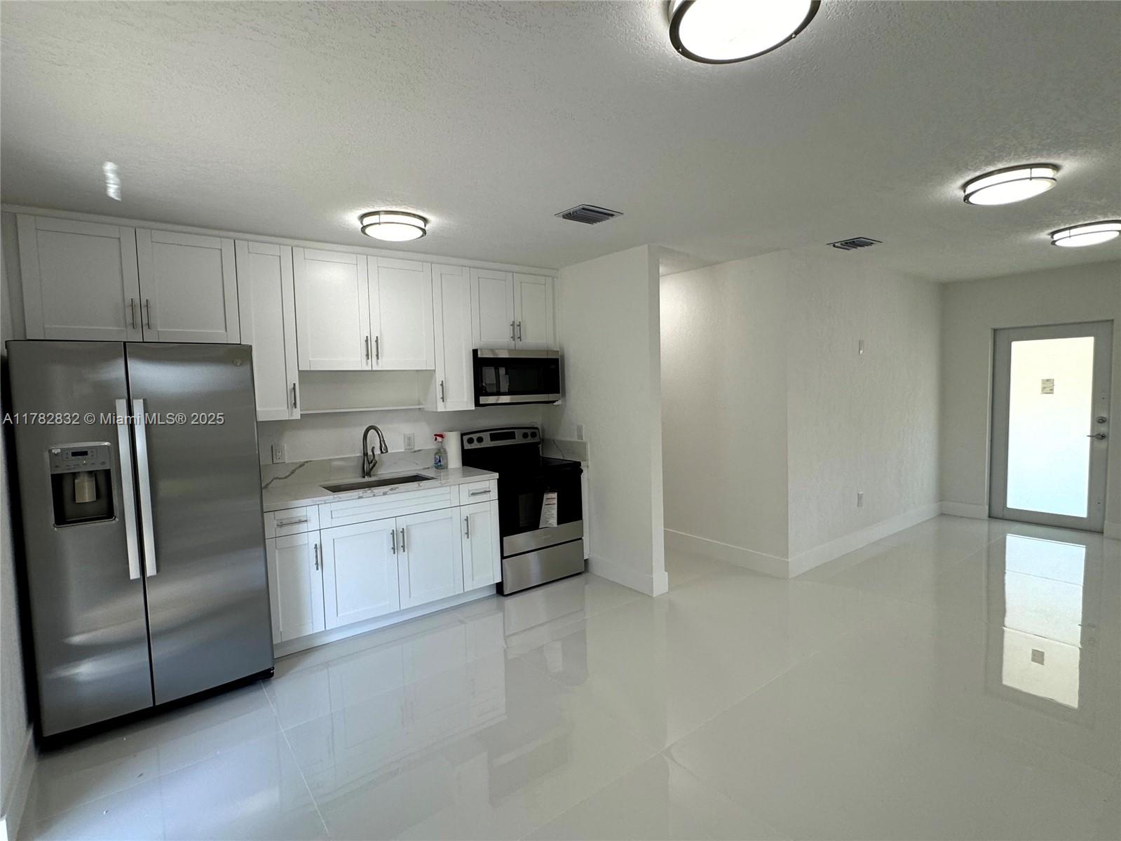 GOLF ESTATES - Residential