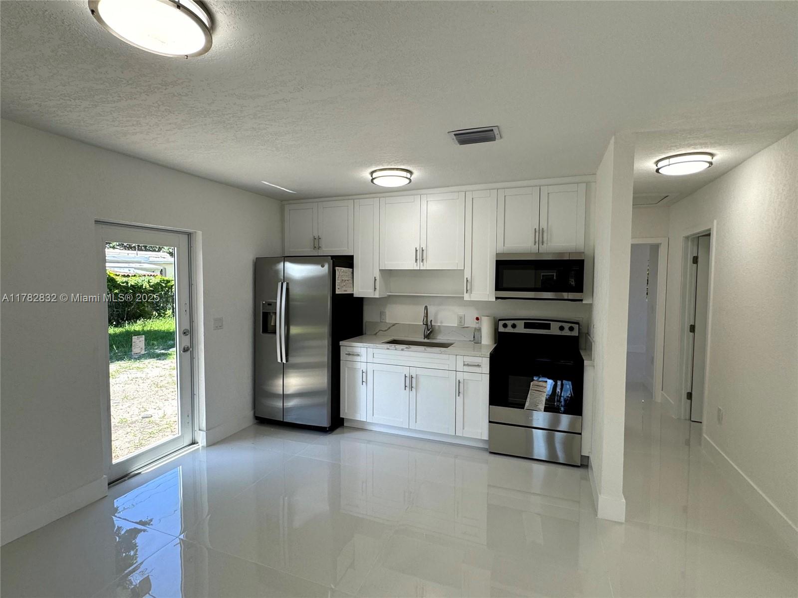 GOLF ESTATES - Residential