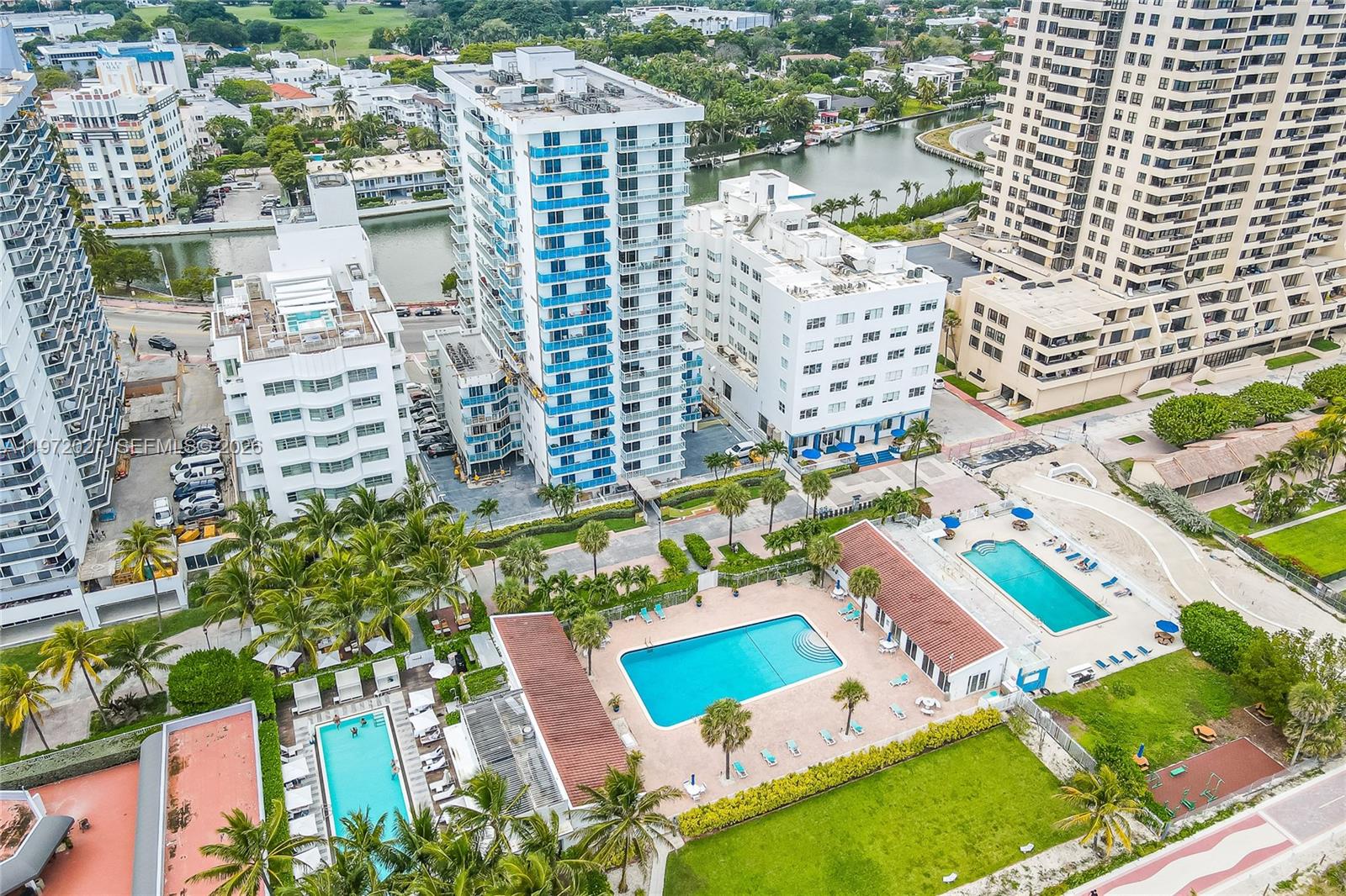 THE ROYAL CLUB CONDO - Residential