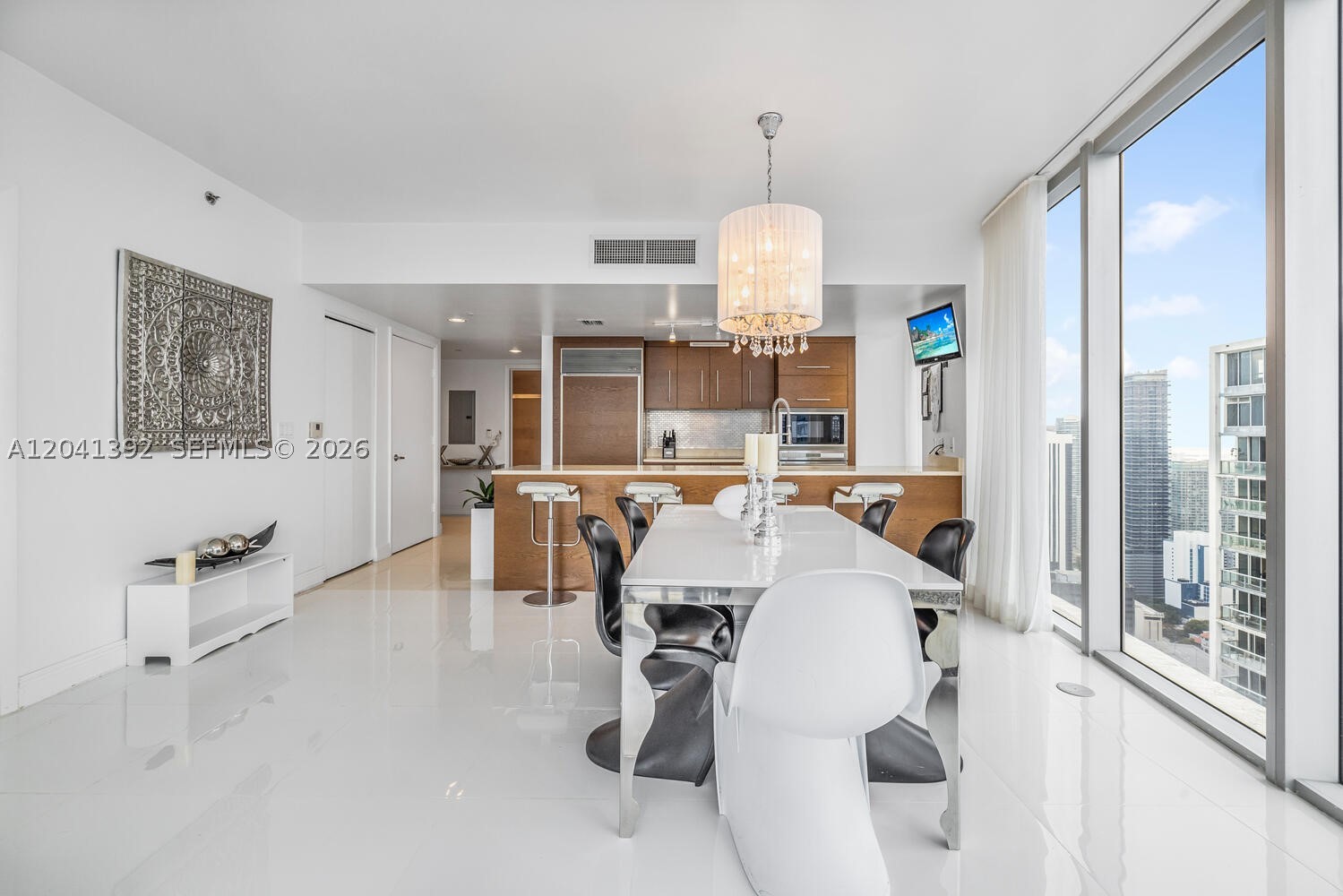 475 BRICKELL AVE 4715
