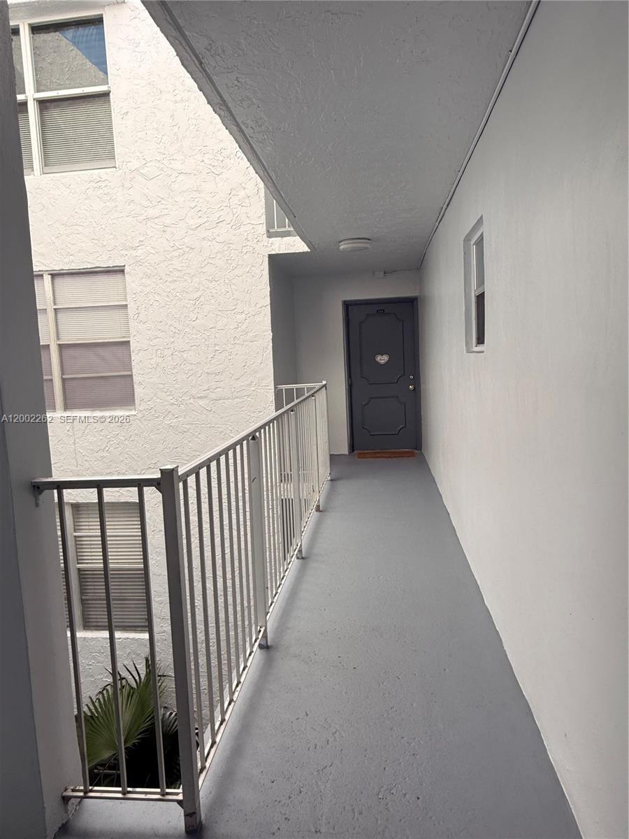 LIVE OAK CONDO SIX - Residential Lease