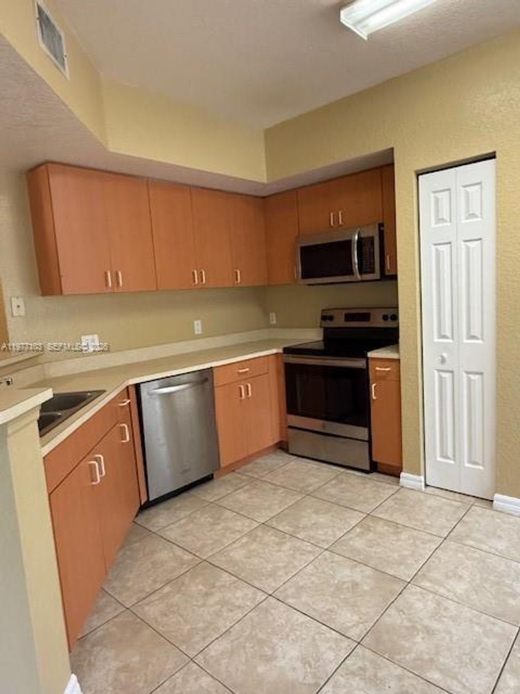 Photo of 1708 Belmont Ln #1708, North Lauderdale, FL 33068 (MLS # A11977103)