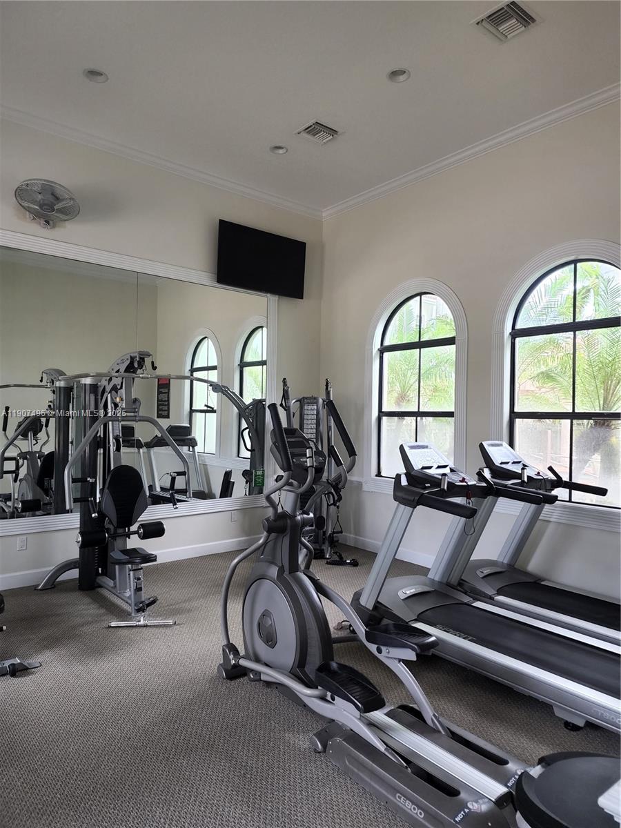 BLUE LAKE TOWNHOMES - Residential Lease