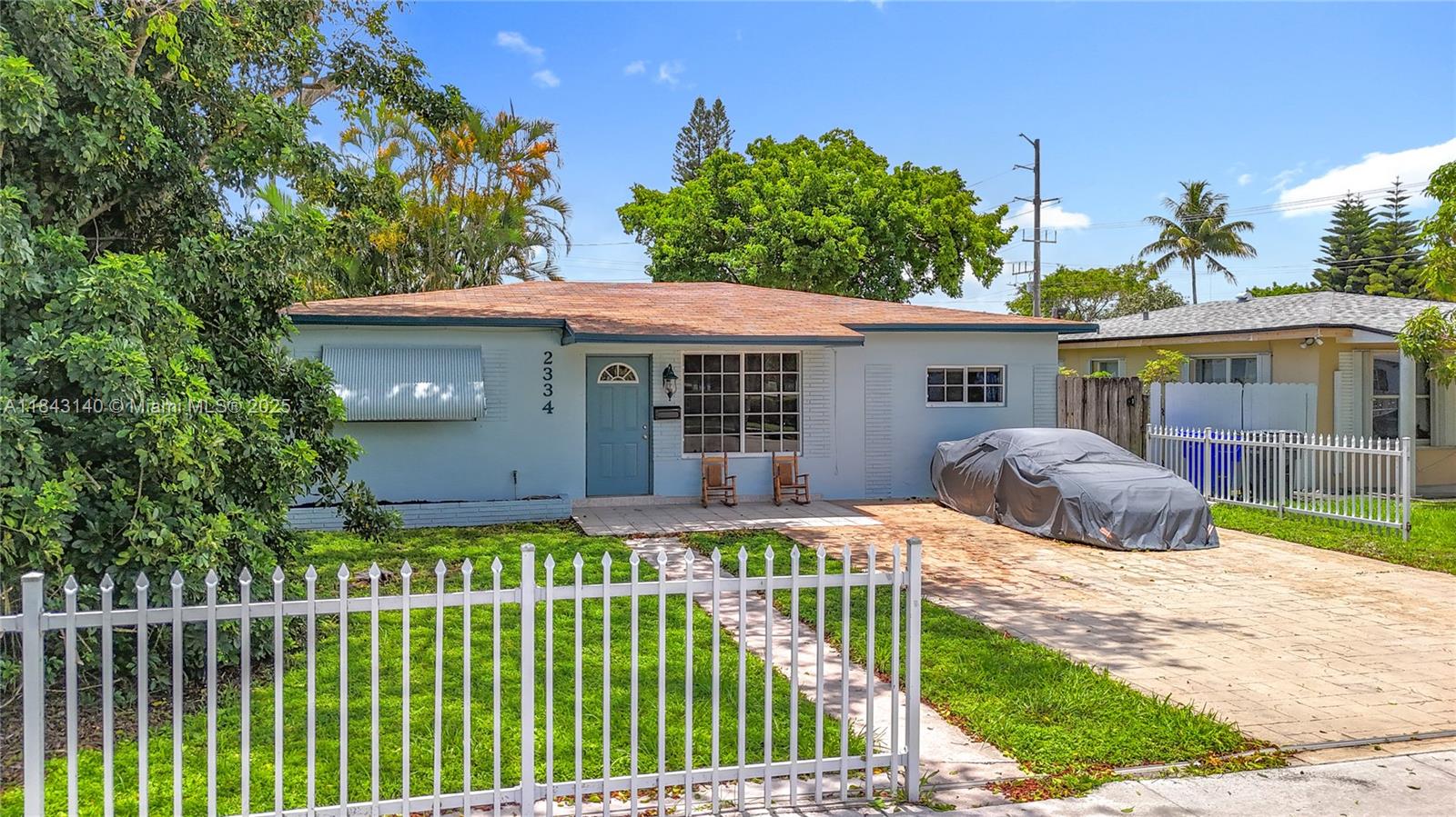 2334 Pierce St, Hollywood, FL, 33020/$480,000 3 2334 Pierce St