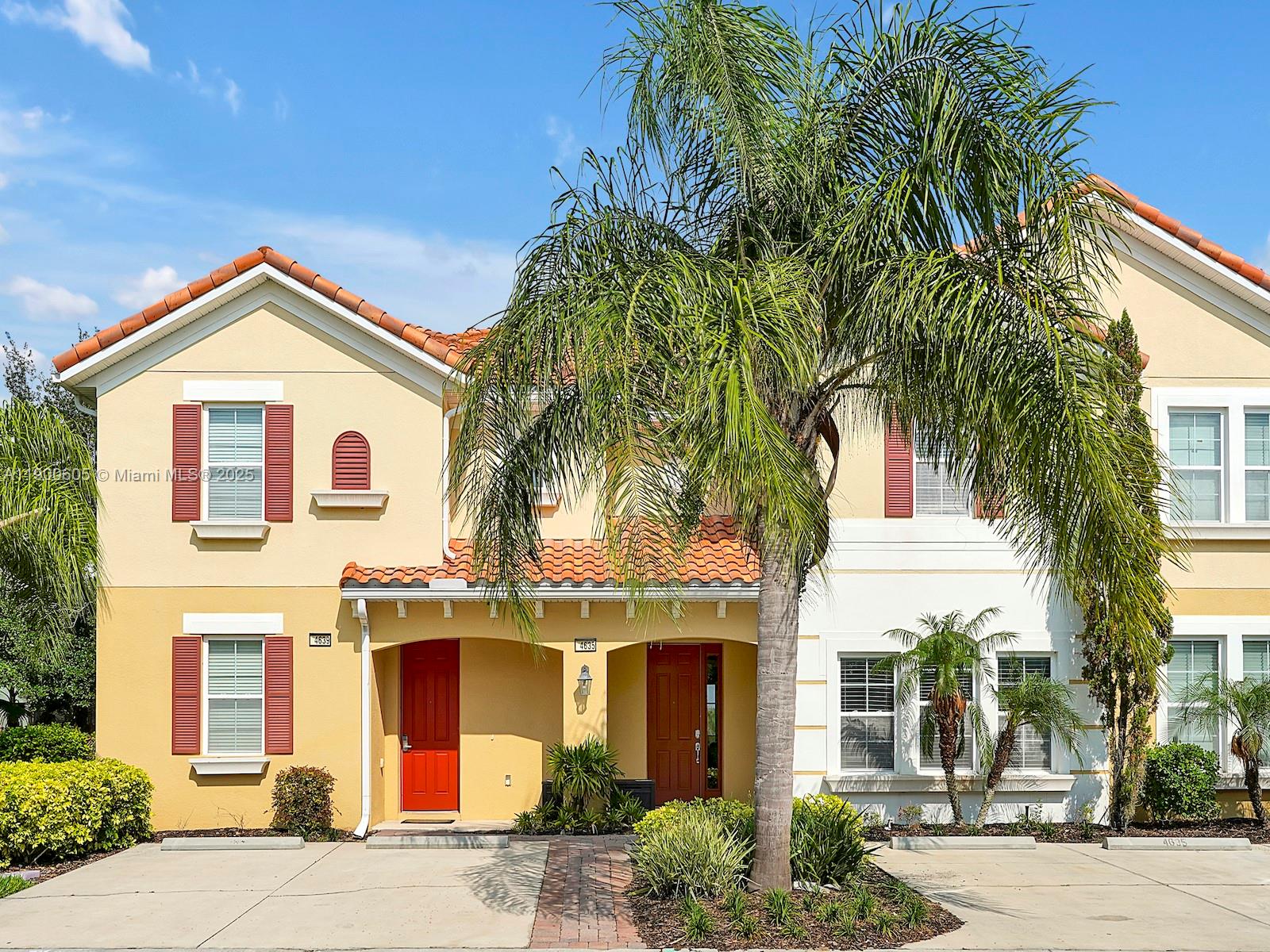 OAKMONT TOWNHOMES PHASE 1 - Residential
