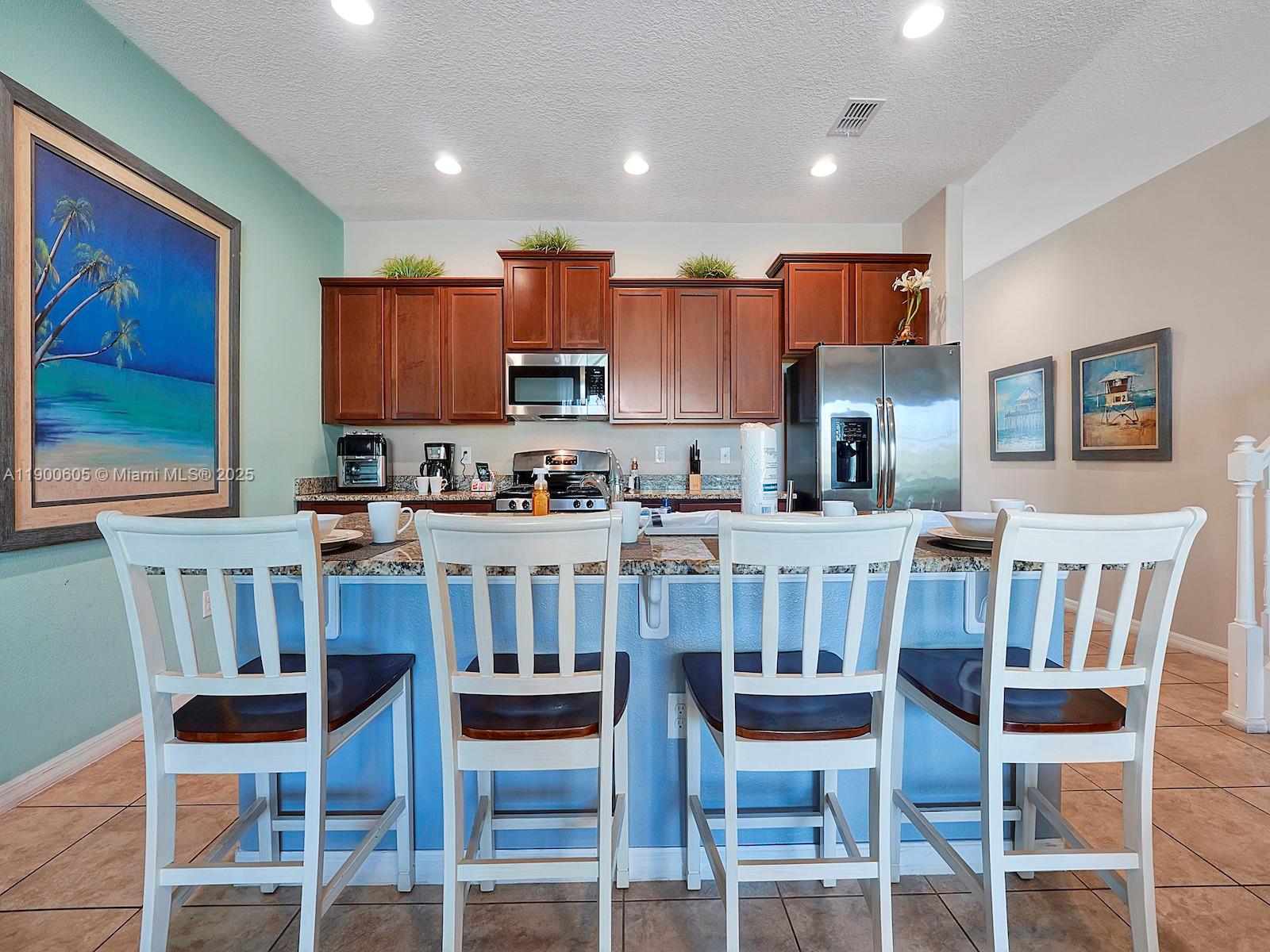 OAKMONT TOWNHOMES PHASE 1 - Residential