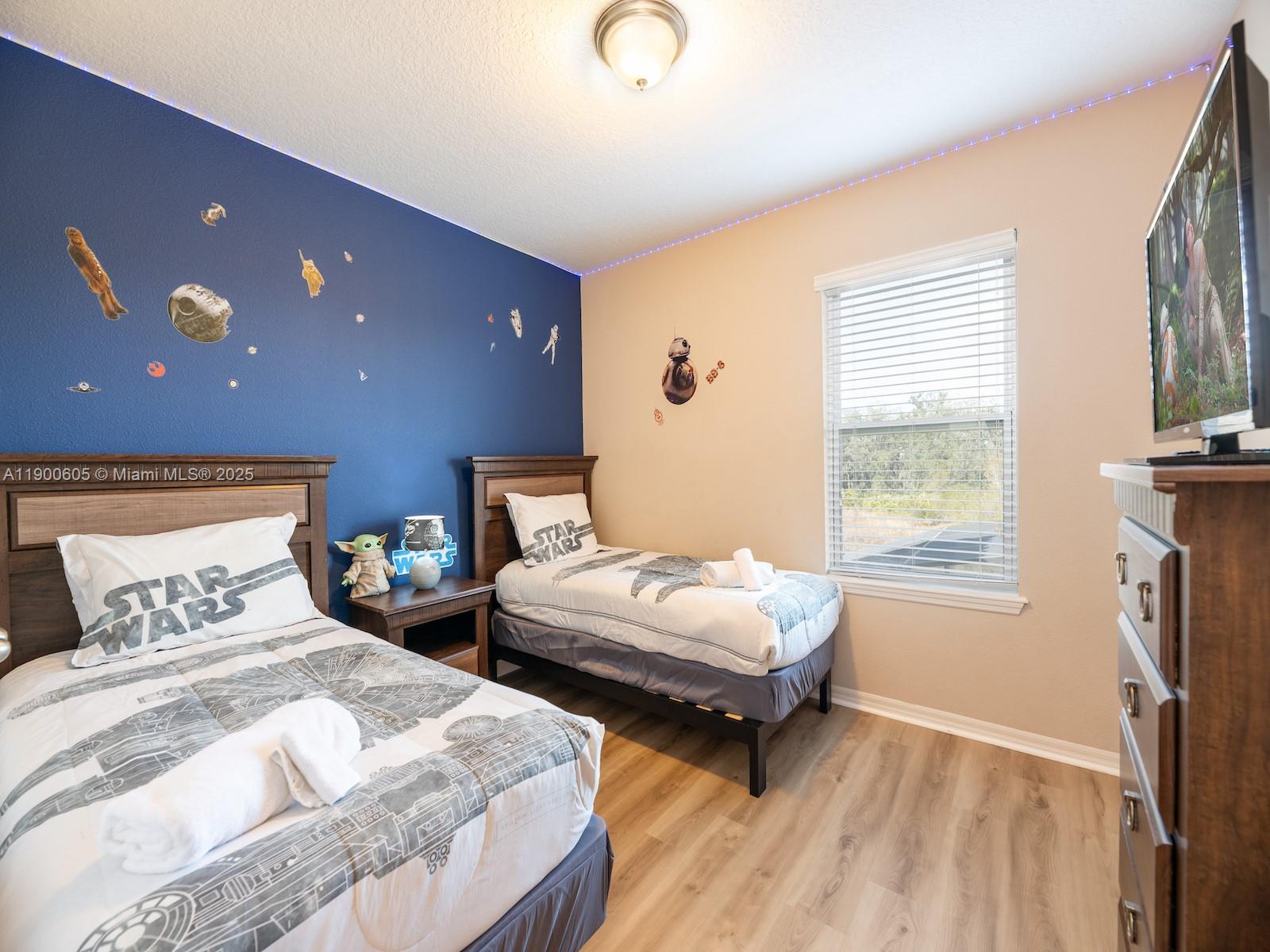 OAKMONT TOWNHOMES PHASE 1 - Residential