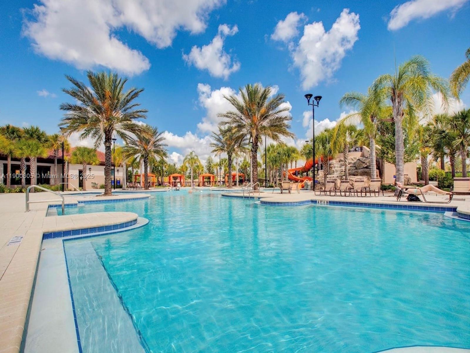 OAKMONT TOWNHOMES PHASE 1 - Residential