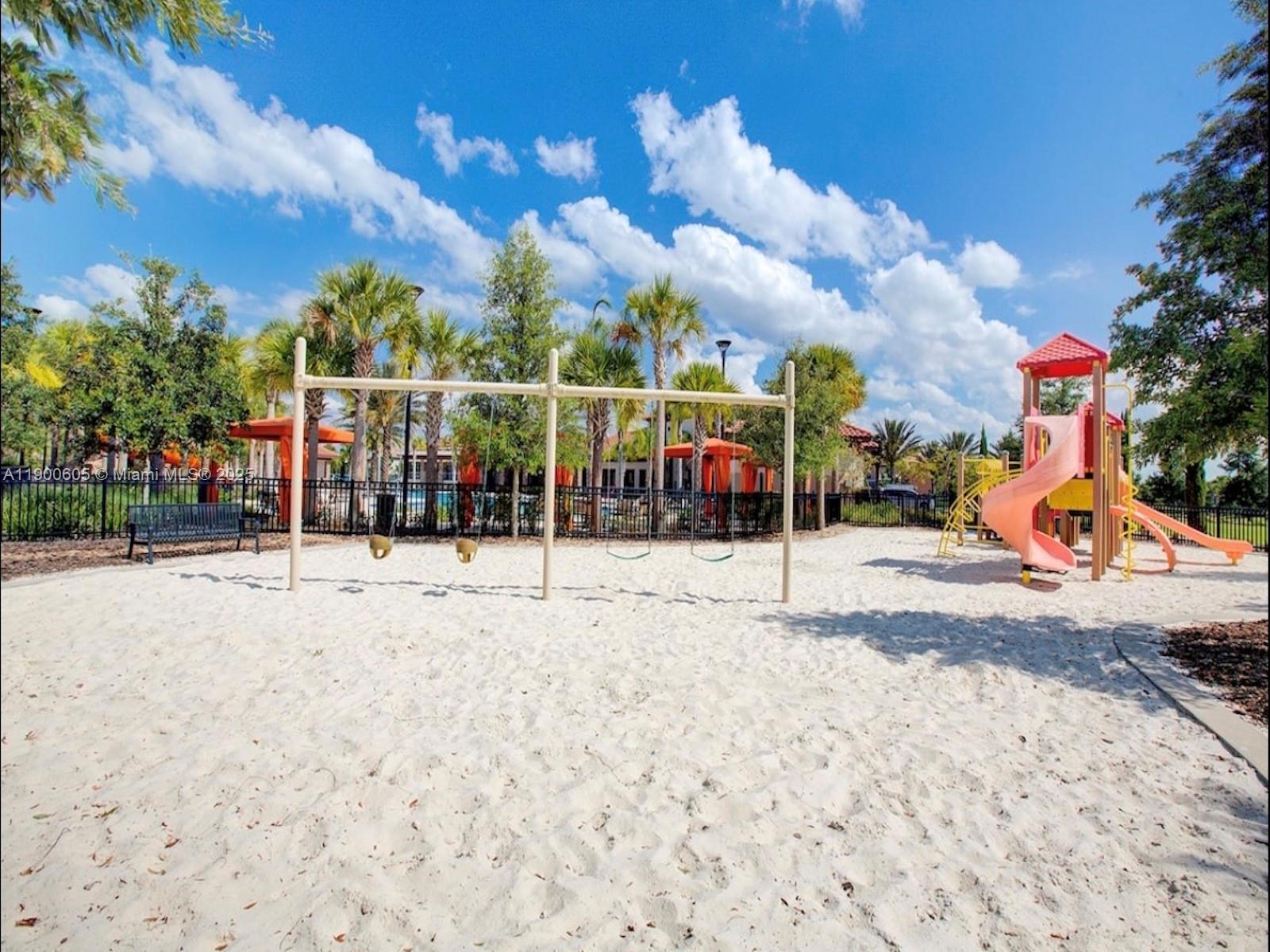 OAKMONT TOWNHOMES PHASE 1 - Residential