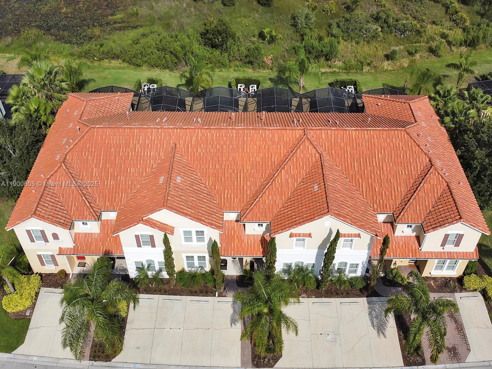 OAKMONT TOWNHOMES PHASE 1 - Residential