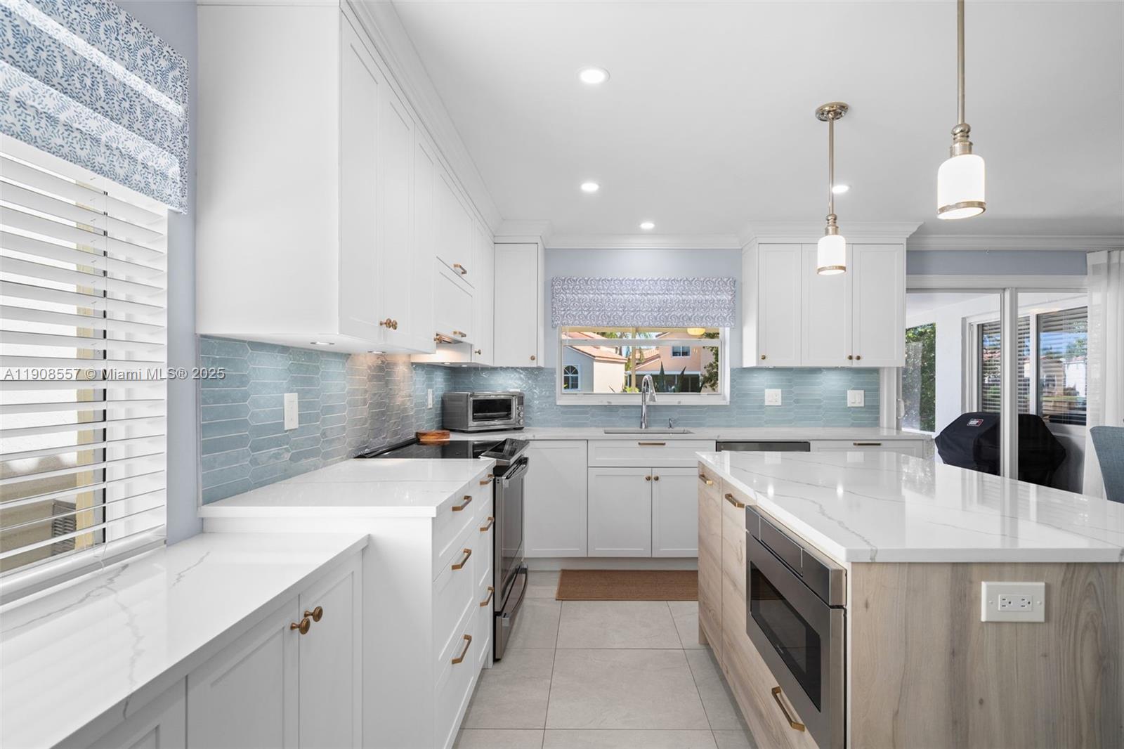 U S LEND LEASE PLAT NO ON - Residential