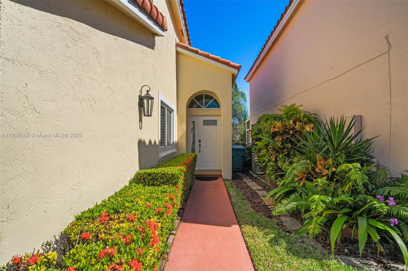 U S LEND LEASE PLAT NO ON - Residential