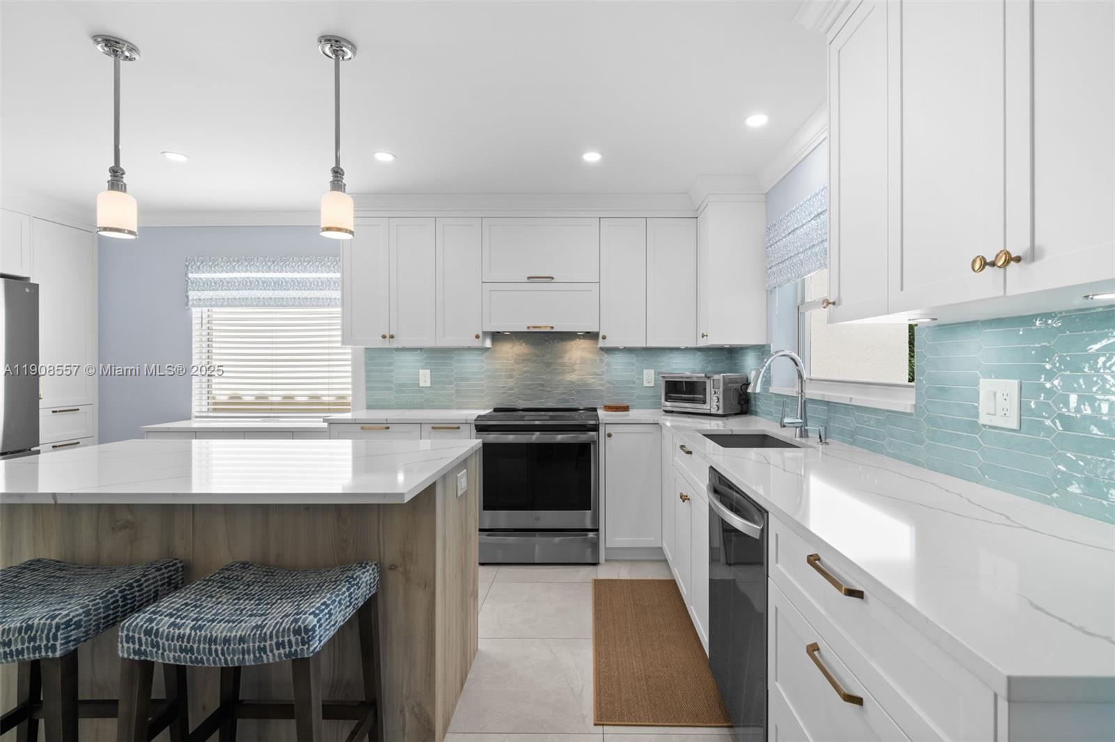 U S LEND LEASE PLAT NO ON - Residential