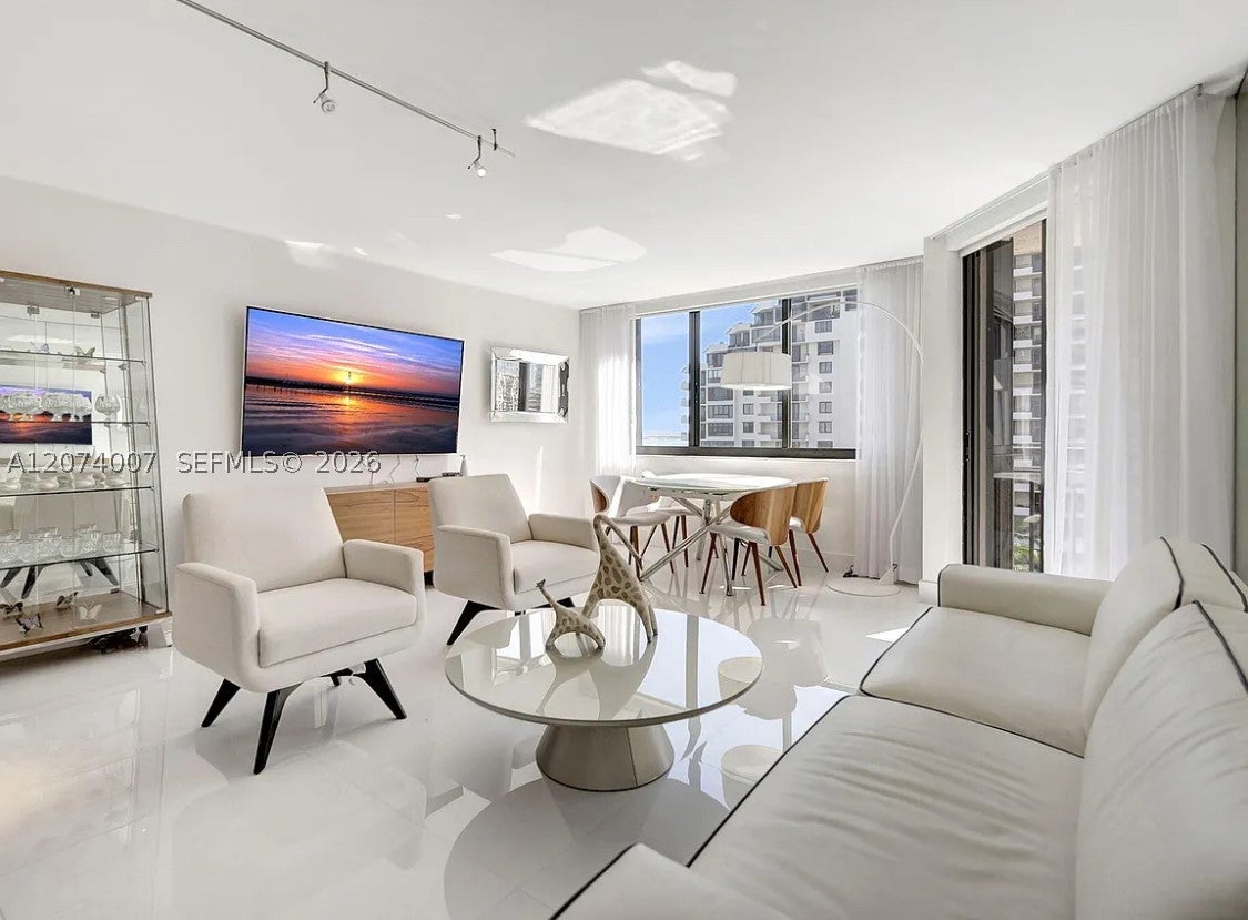 540 Brickell Key Dr 919