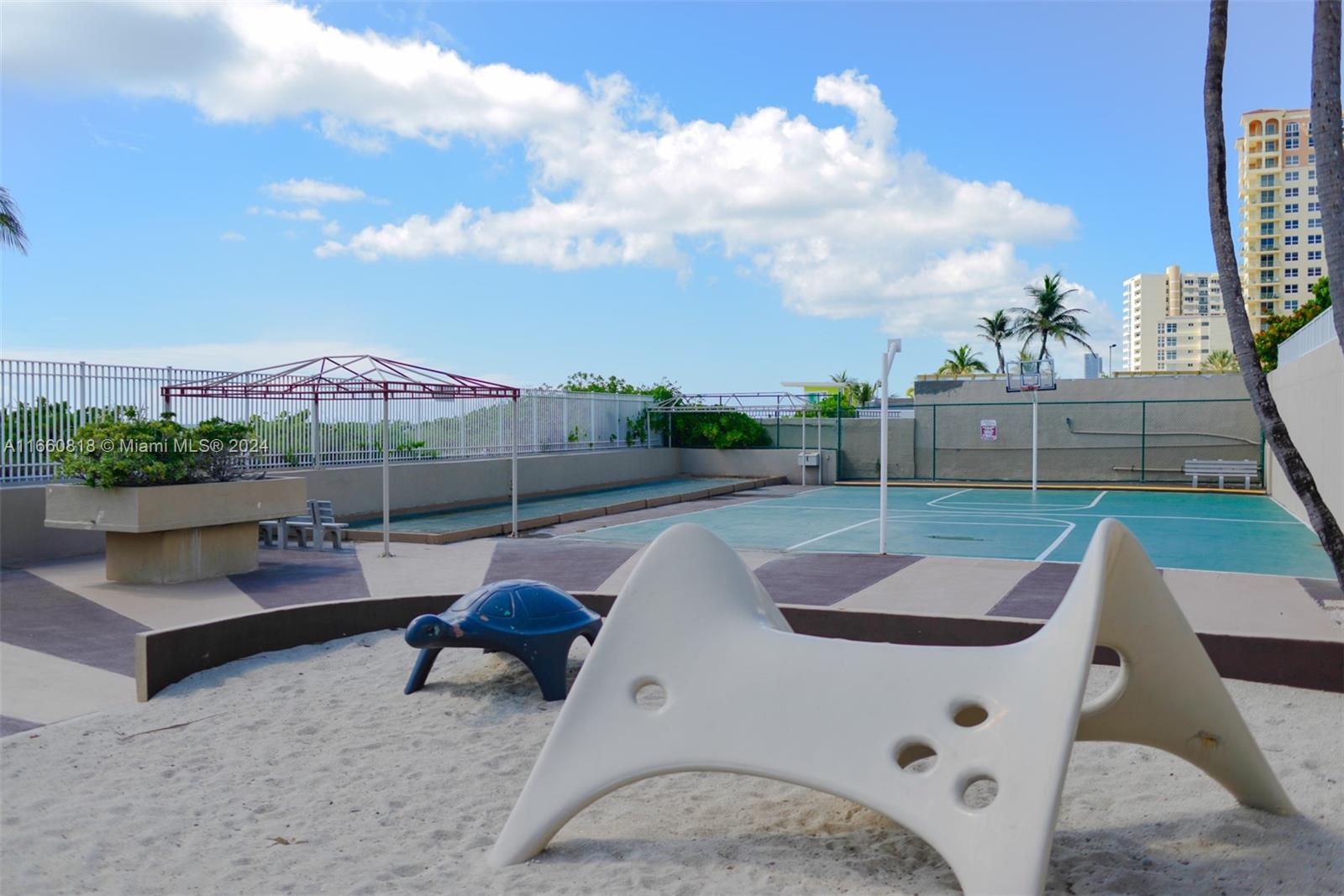 HEMISPHERES CONDO - Residential