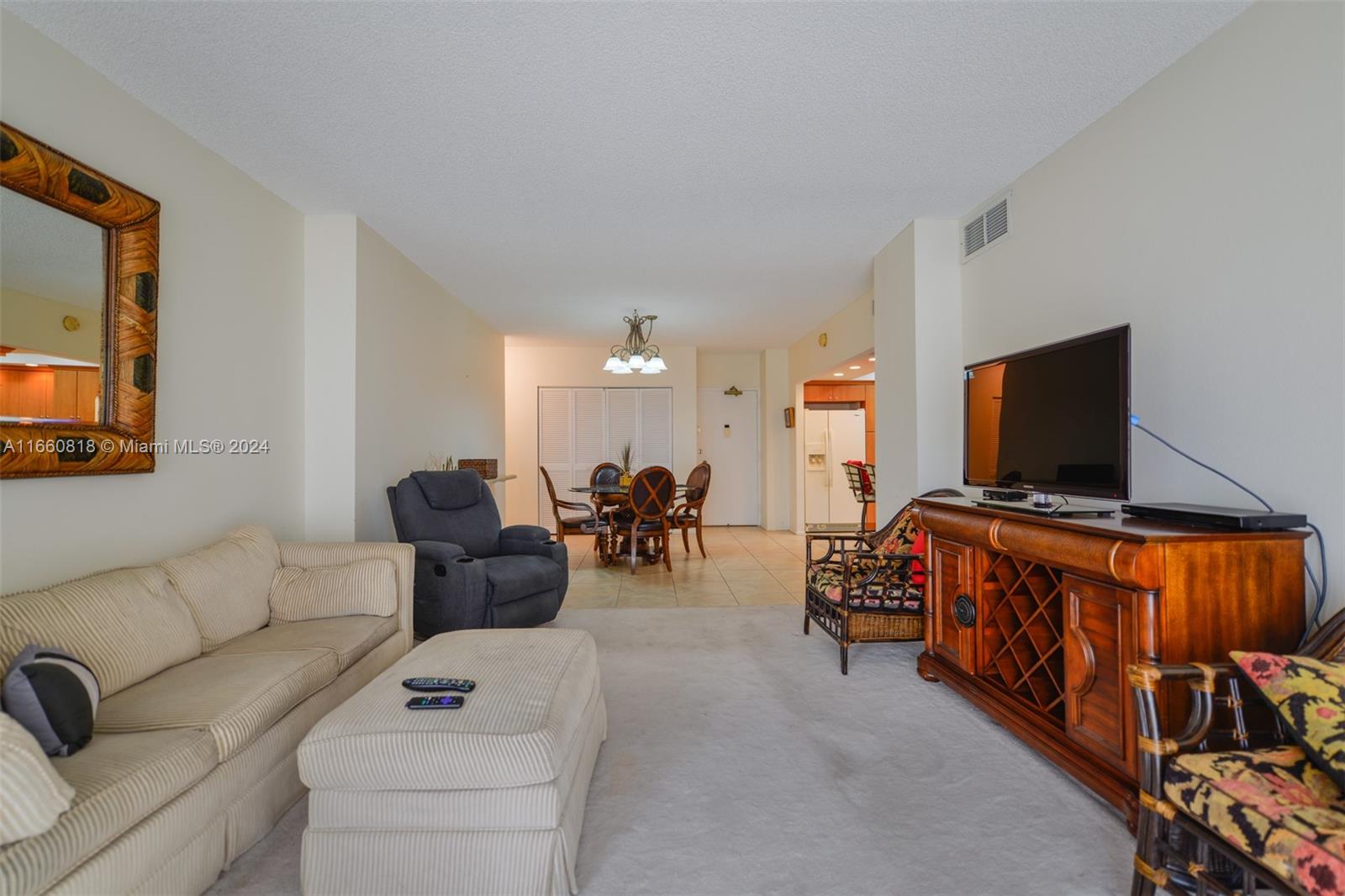 HEMISPHERES CONDO - Residential