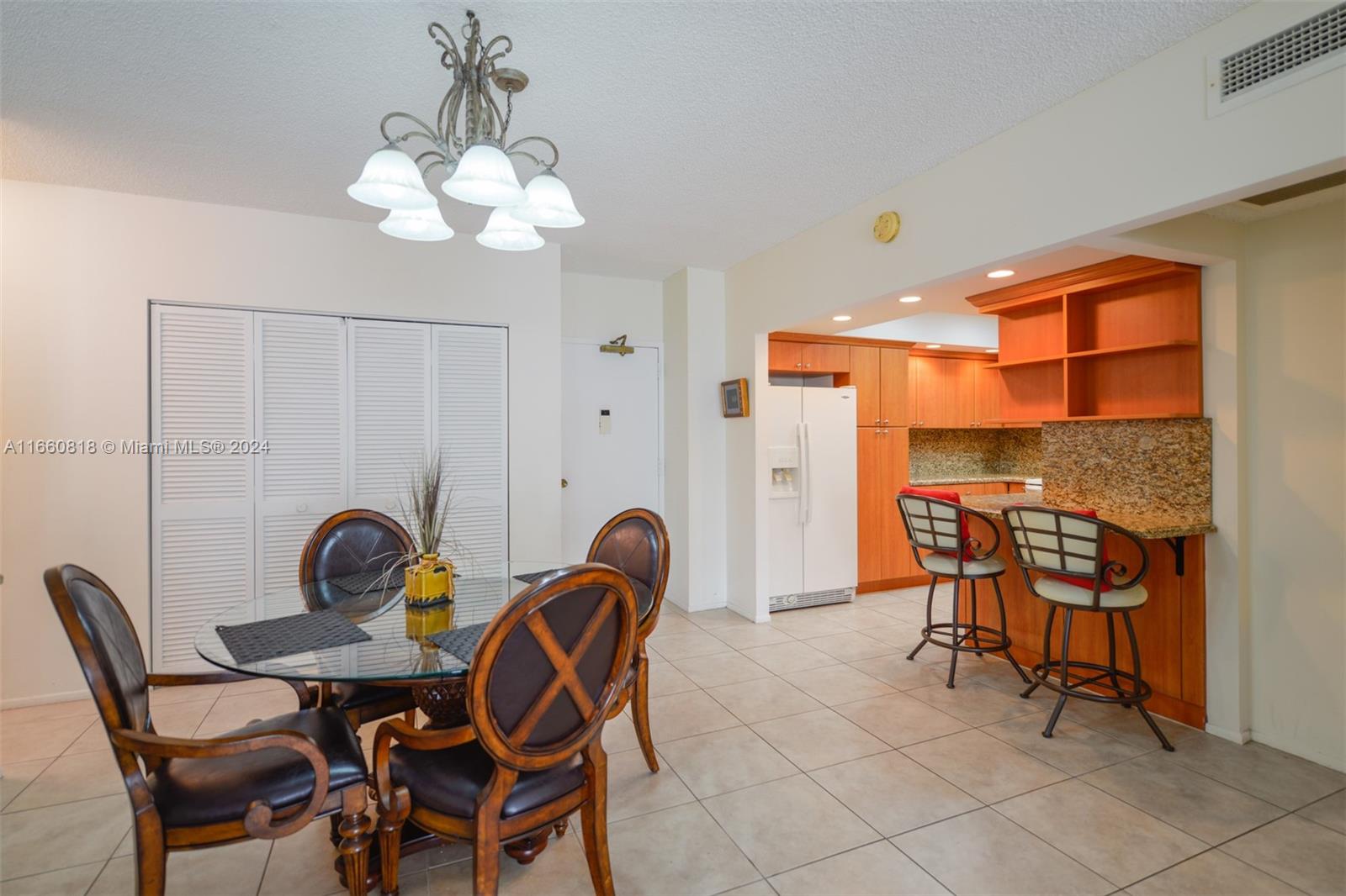 HEMISPHERES CONDO - Residential