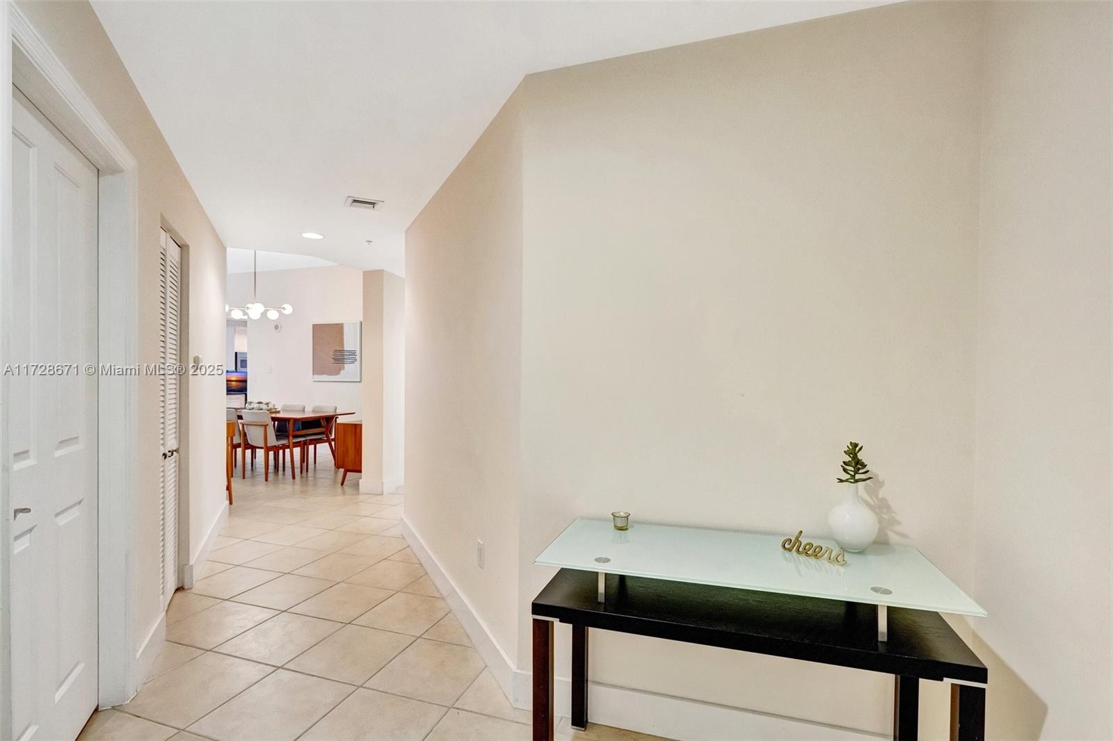 511 SE 5th Ave 605