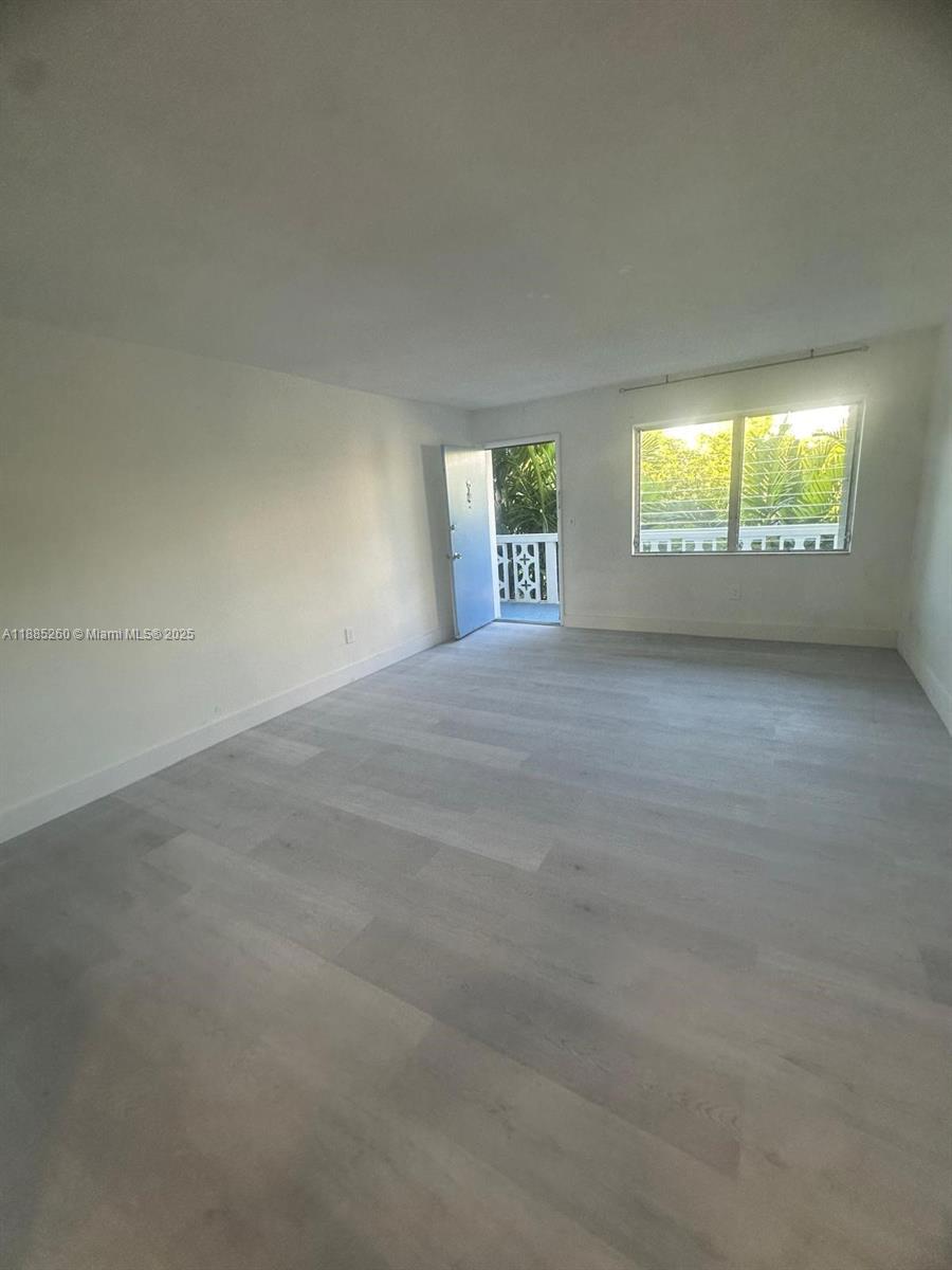 GOLDEN KEY CONDO, THE - Residential